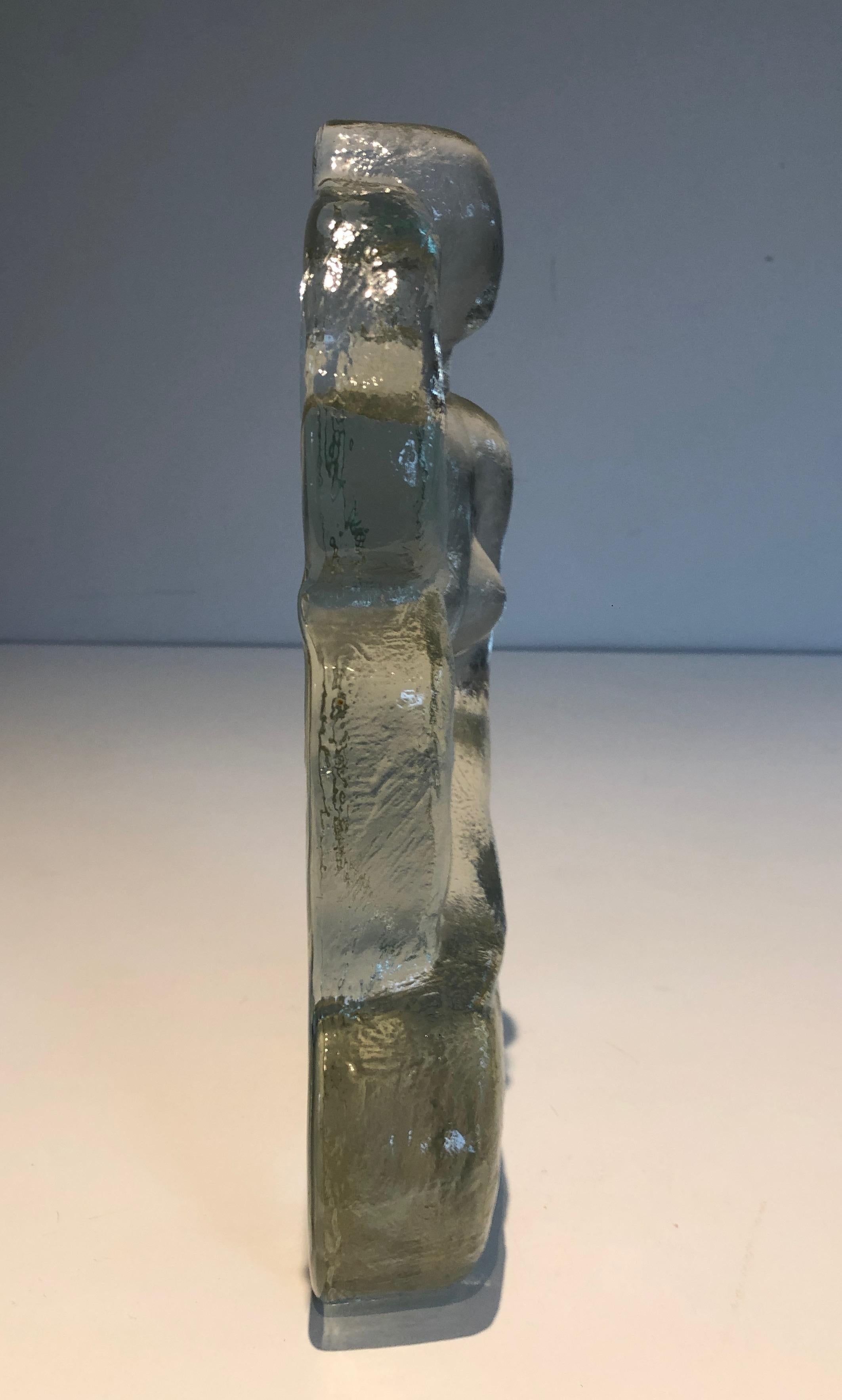 Glass sculpture representing a naked woman posing  in the French Art Deco Style For Sale 6