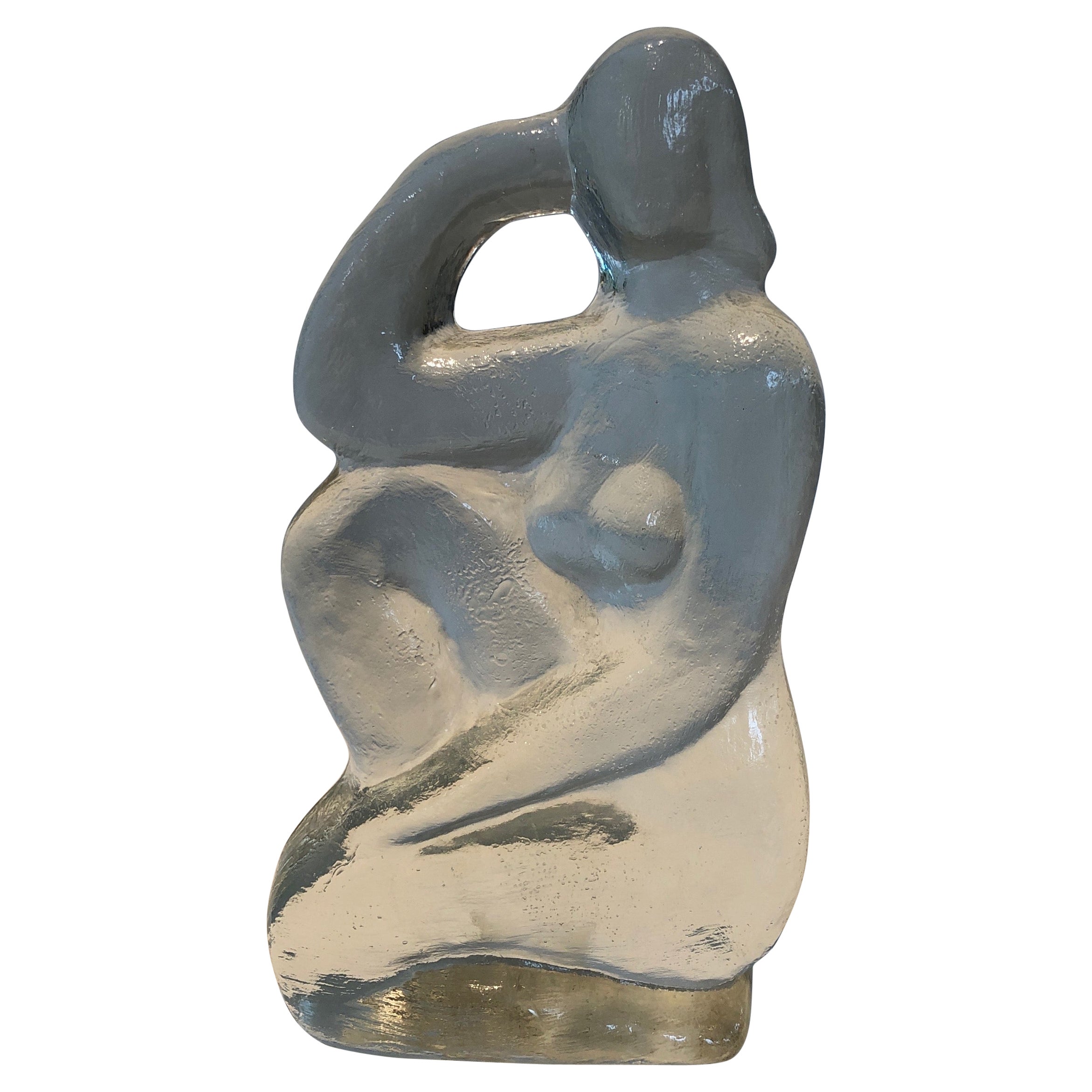 Scultura in vetro che rappresenta una donna nuda in posa  in stile Art Deco francese