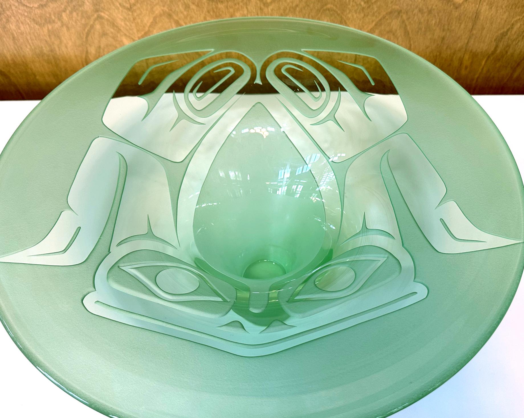 Vasija escultura de vidrio antigua de la serie Sombrero Tlingit, de Preston Singletary en Bueno estado para la venta en Atlanta, GA
