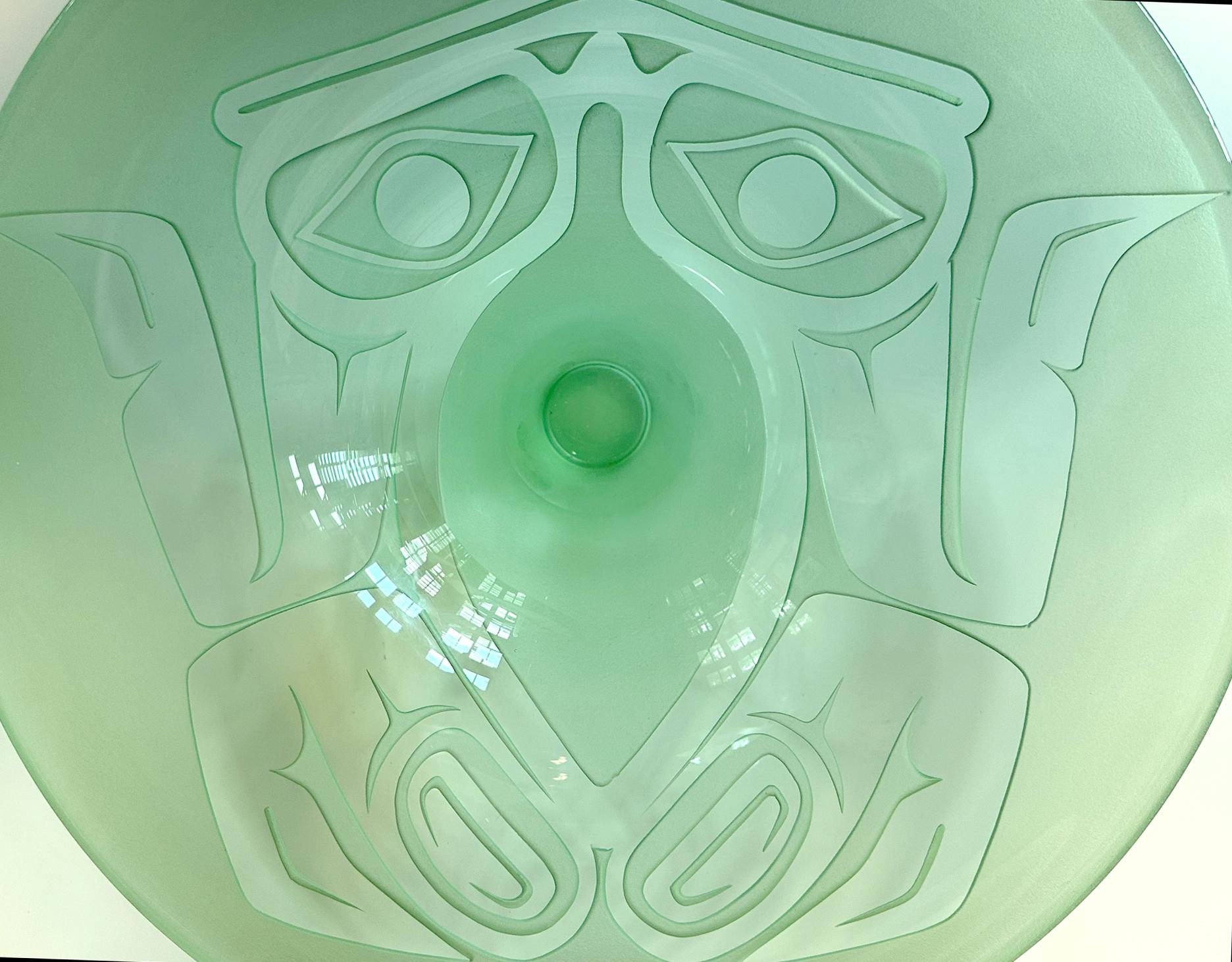 Vasija escultura de vidrio antigua de la serie Sombrero Tlingit, de Preston Singletary Vidrio artístico en venta