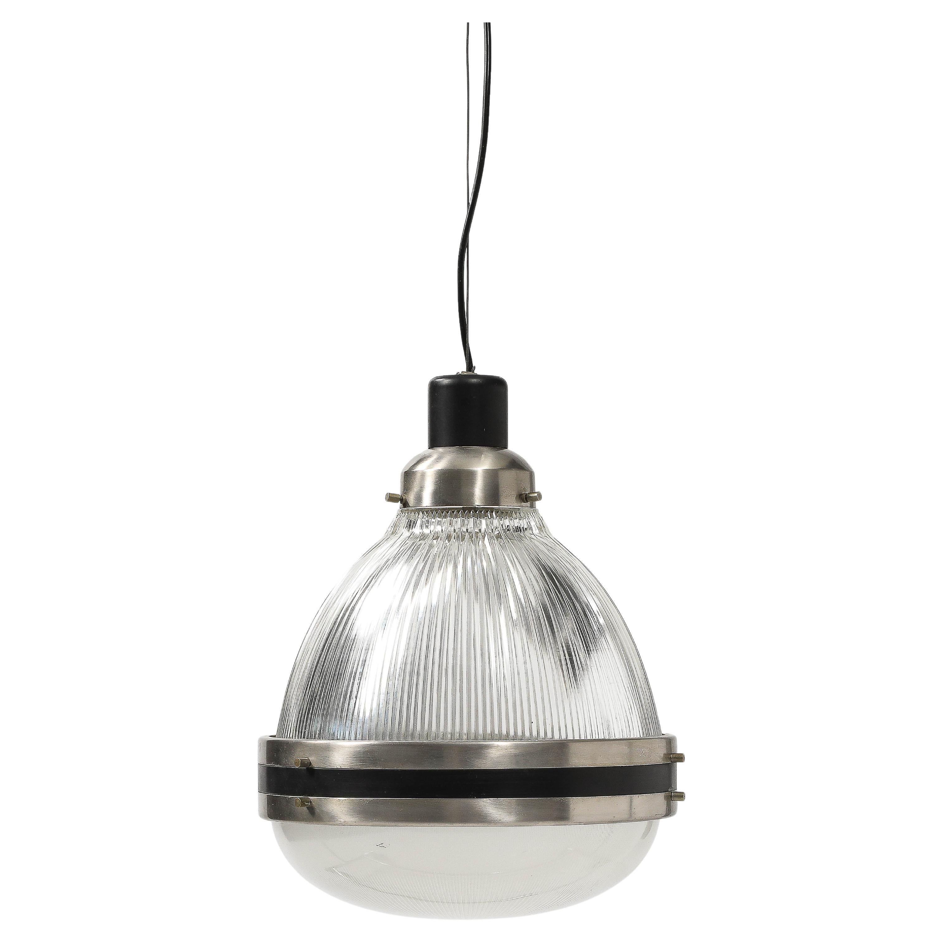 Lampada a sospensione in vetro, acciaio e smalto di B.B.P.R. per Artemide, Italia, 1950 circa.