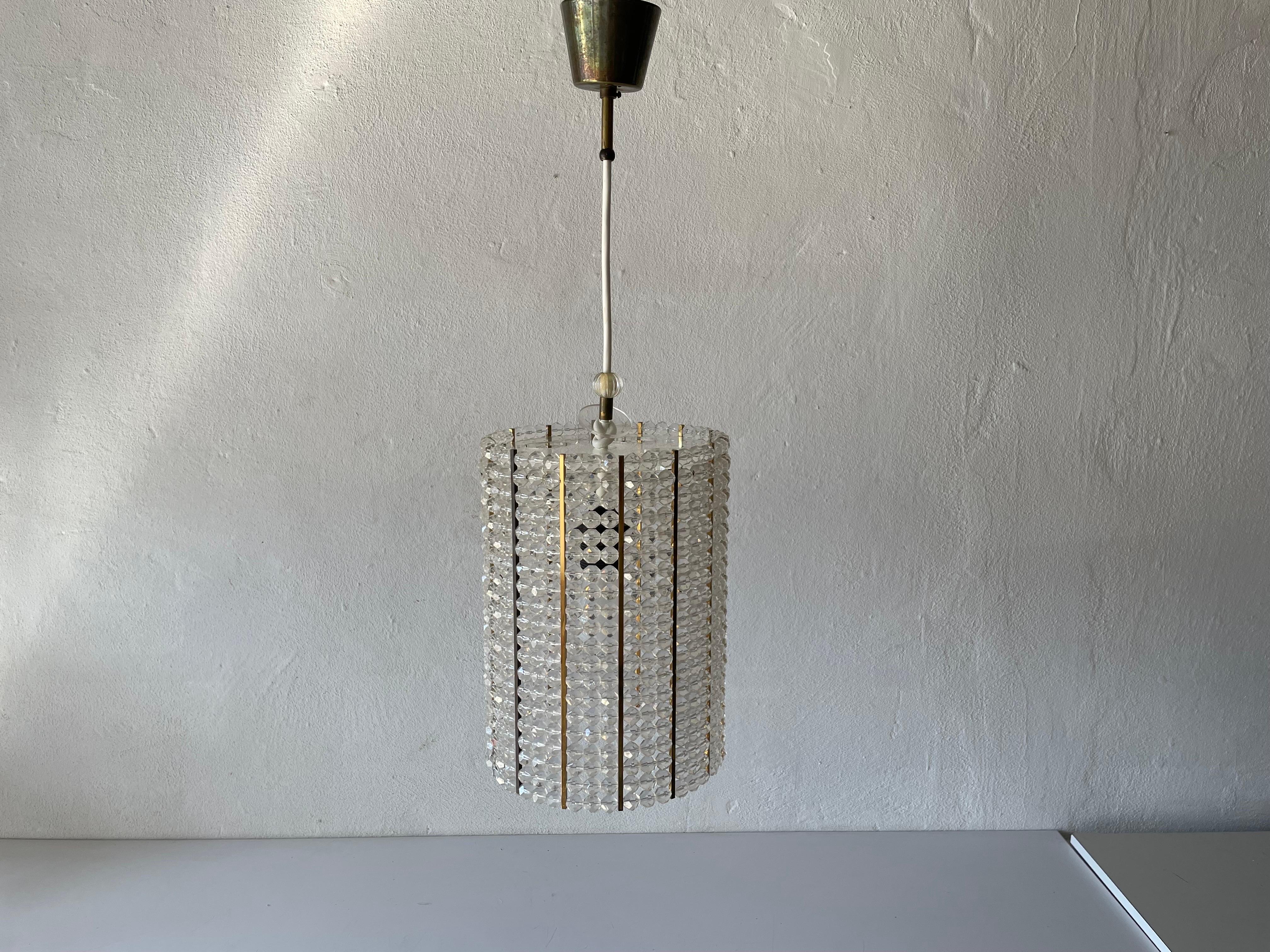 Allemand Lampe à suspension de luxe en verre et pierres en forme de cylindre par Palwa, années 1960, Allemagne en vente