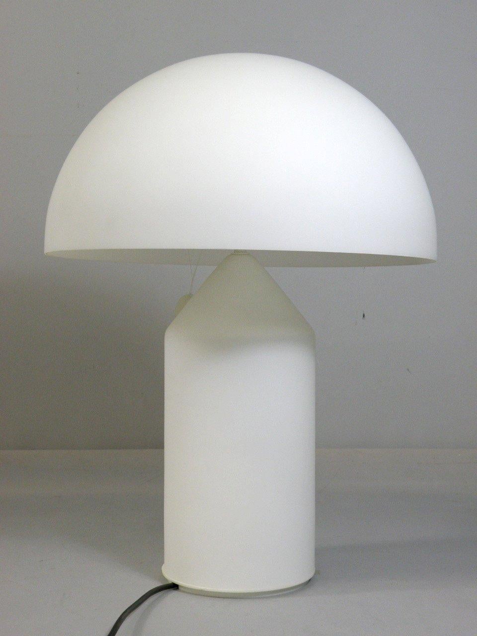 Tischlampe aus Glasglas Atollo 237 von Vico Magistretti für Oluce (Italienisch) im Angebot