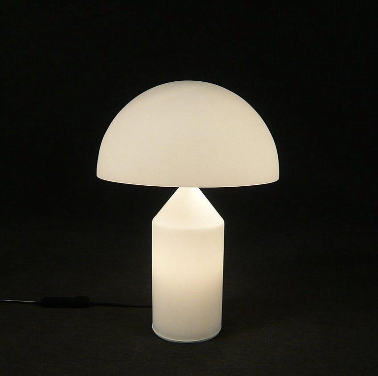Glass Table Lamp Atollo 237 by Vico Magistretti for Oluce For Sale 3
