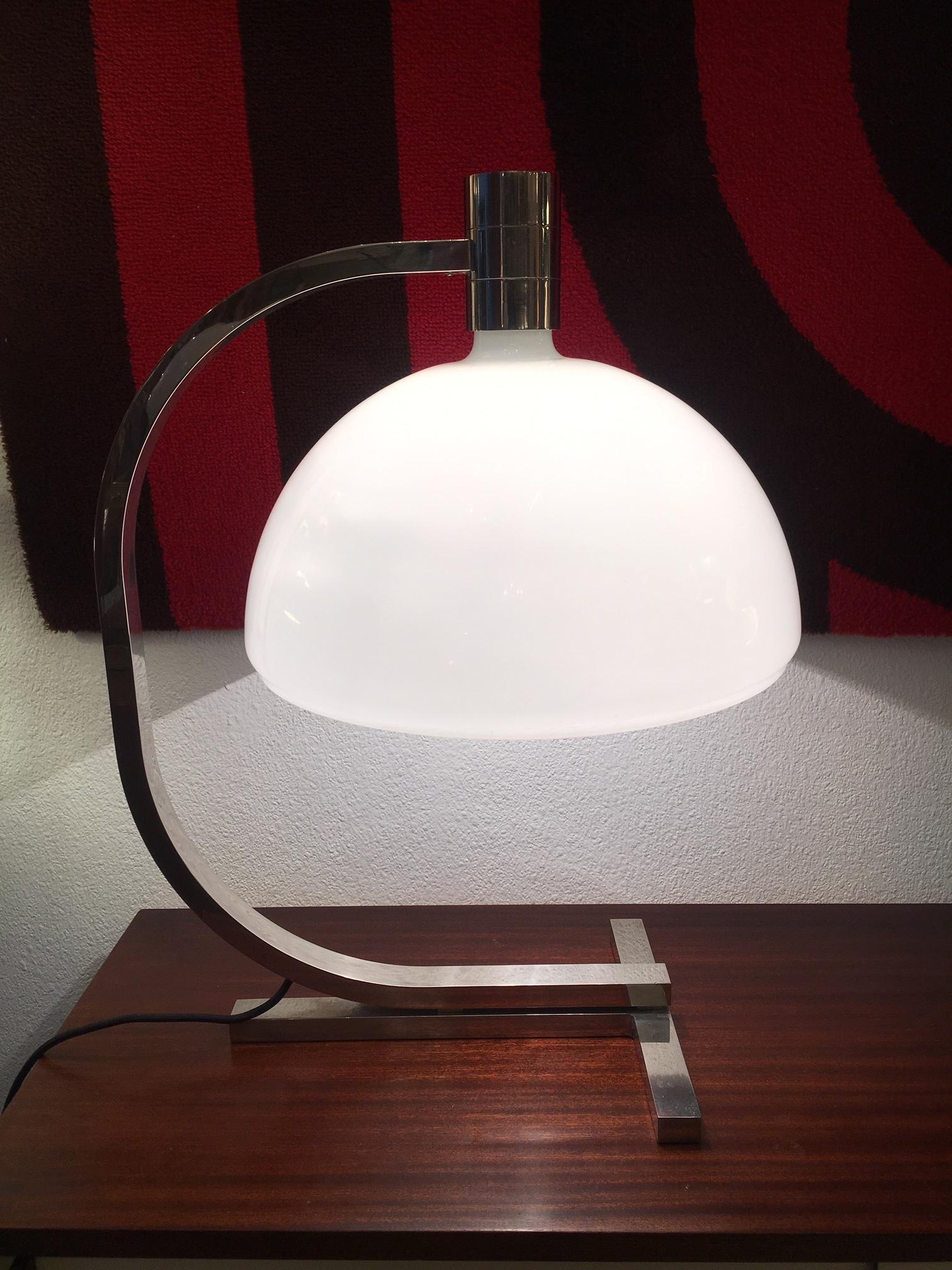 Glass Table Lamp by Franco Albini, 1969 In Excellent Condition In Geneva, CH
