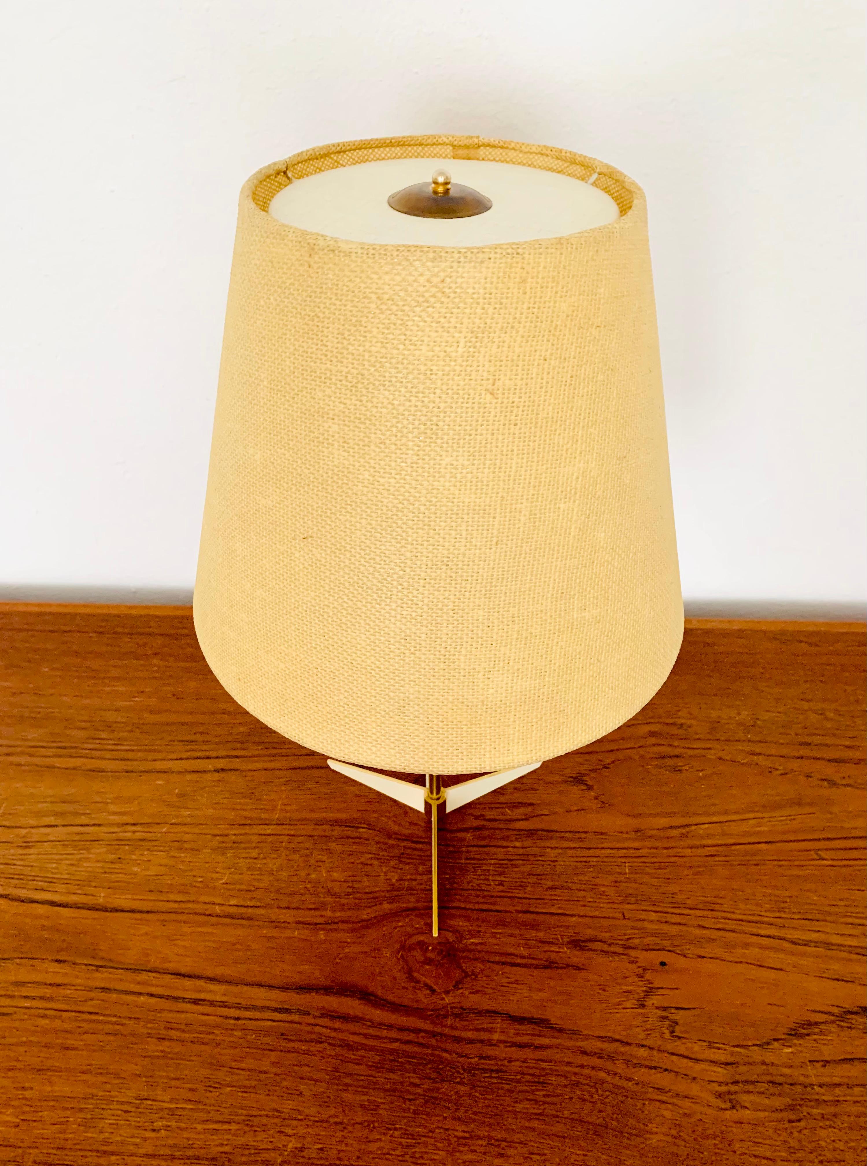 Lampe de table en laiton Bon état - En vente à München, DE