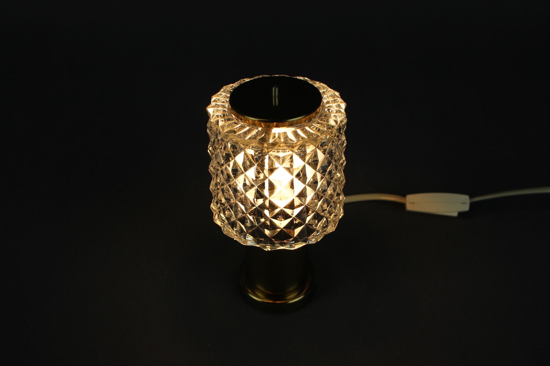 Tischlampe aus Glasglas von Kamenicky Senov, Tschechoslowakei, 1970er Jahre im Angebot 1
