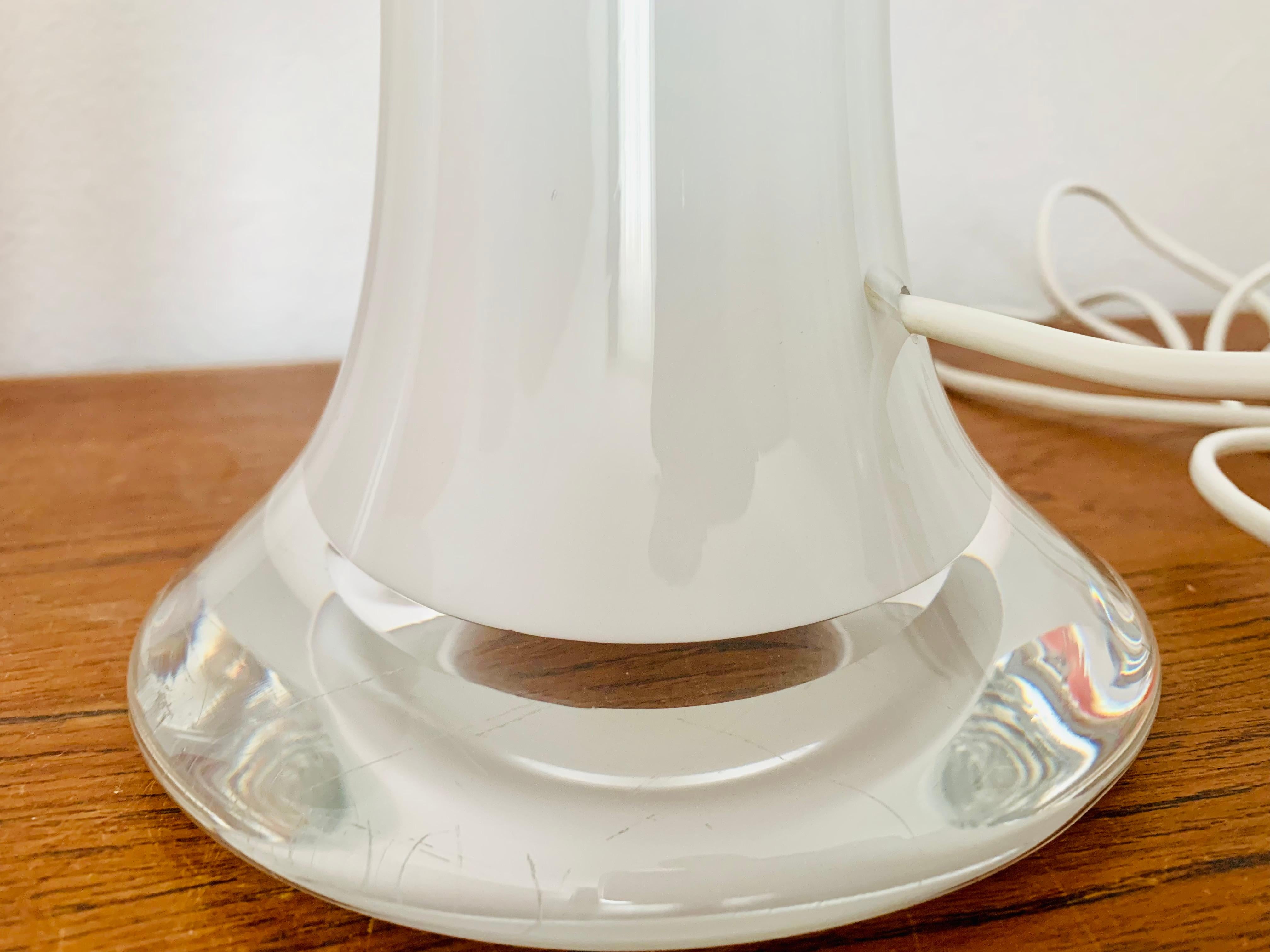 Lampe de table en verre par Uno & Östen Kristiansson pour Luxus en vente 6