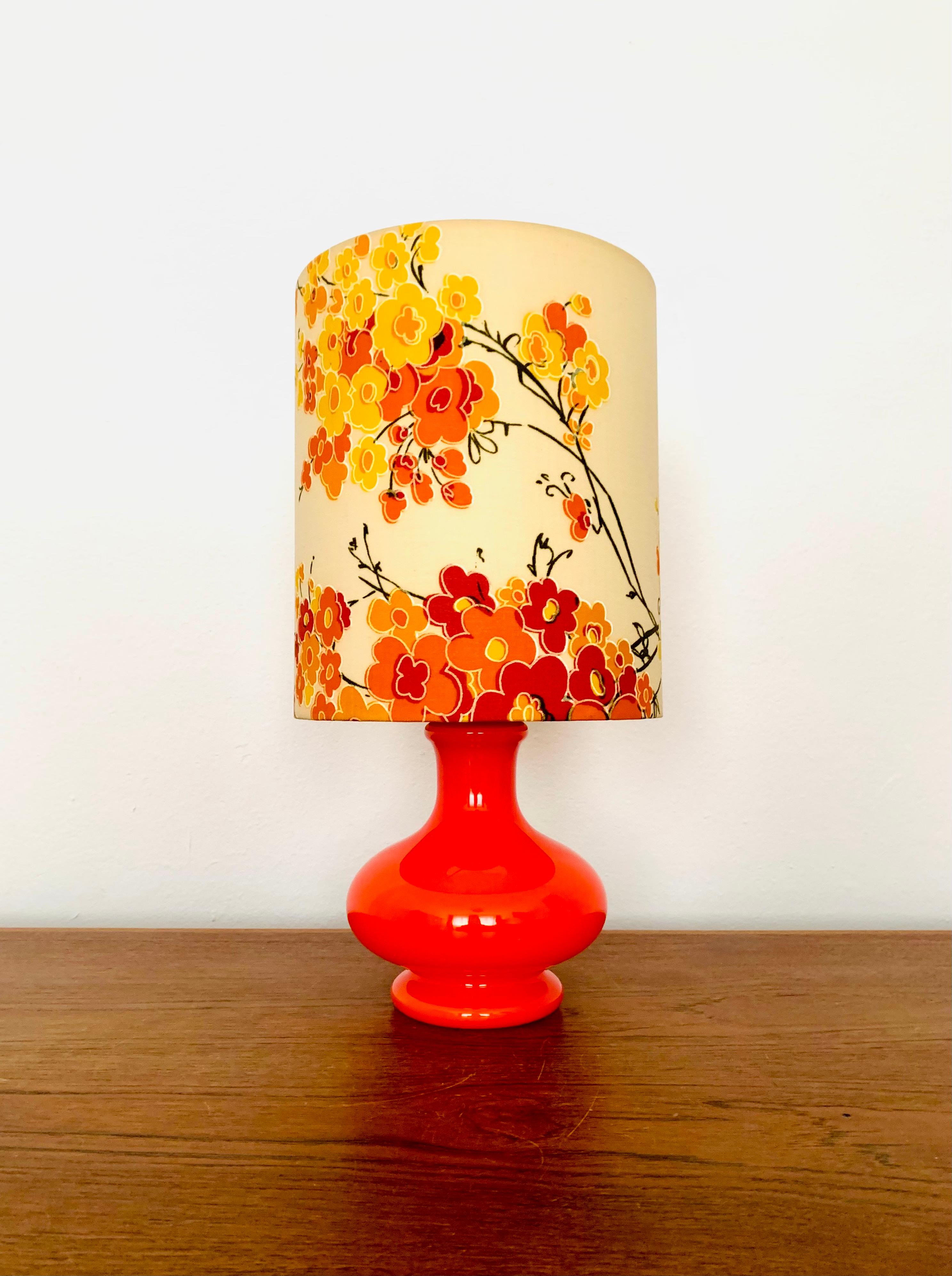 Lovely glass table lamp from the 1960s.
The lamp is very noble and a very special design object.
The illuminated glass base creates a great light.

Condition:

Very good vintage condition with signs of wear consistent with age.
Slight signs of wear