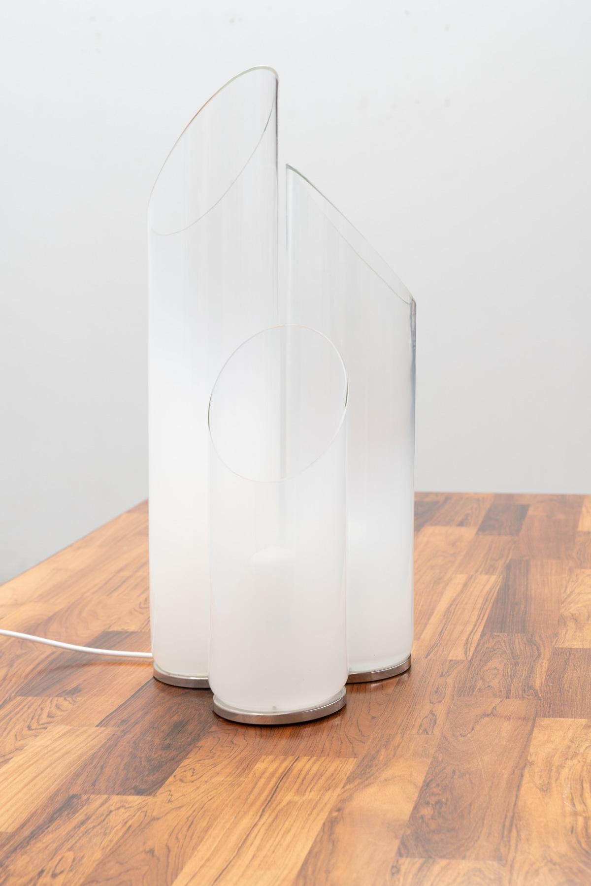 Glass table lamp, Italy 1970s In Good Condition For Sale In Brussels, BE