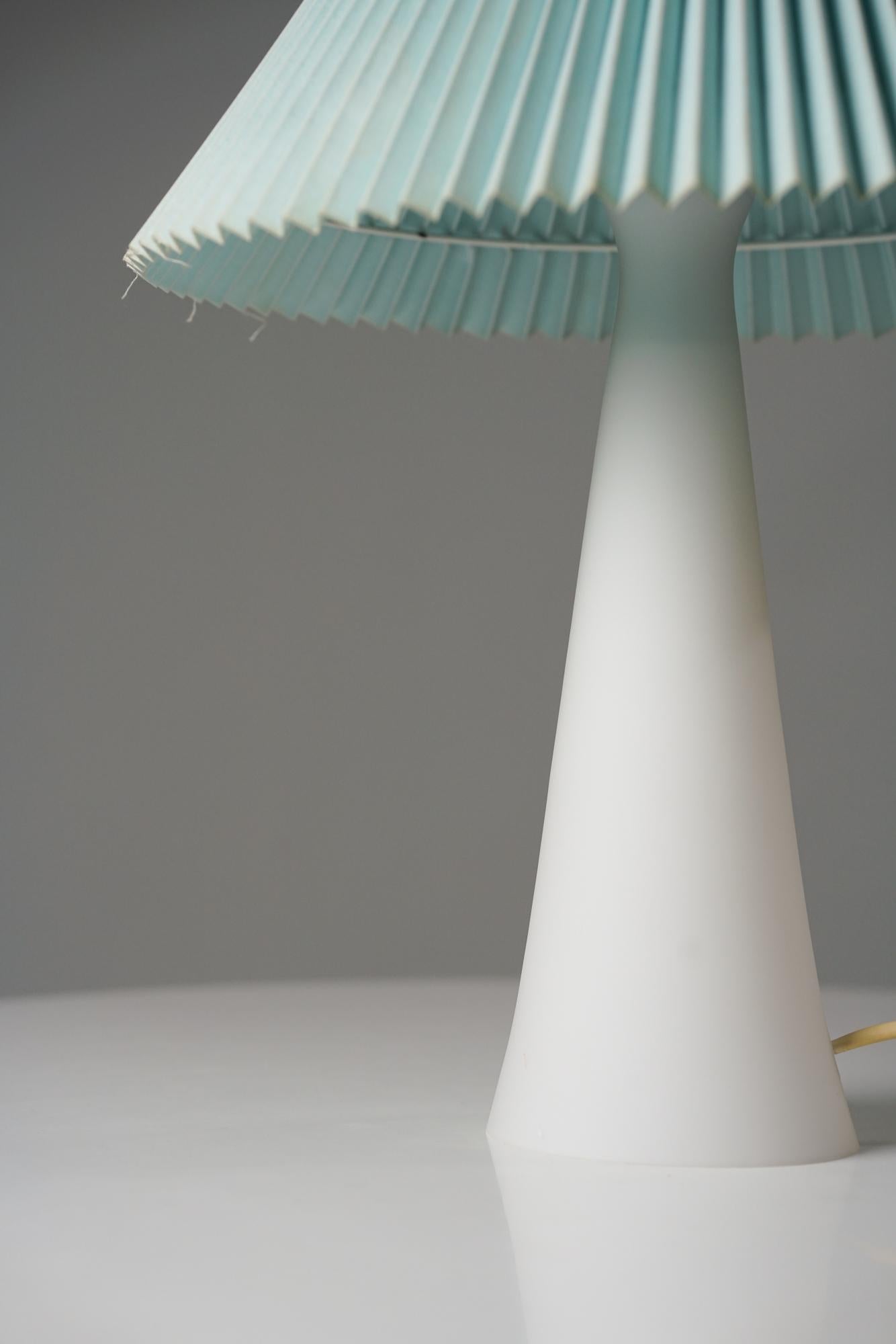 Mid-20th Century Glass Table Lamp, Lisa Johansson-Pape, Orno Oy, 1950s  For Sale