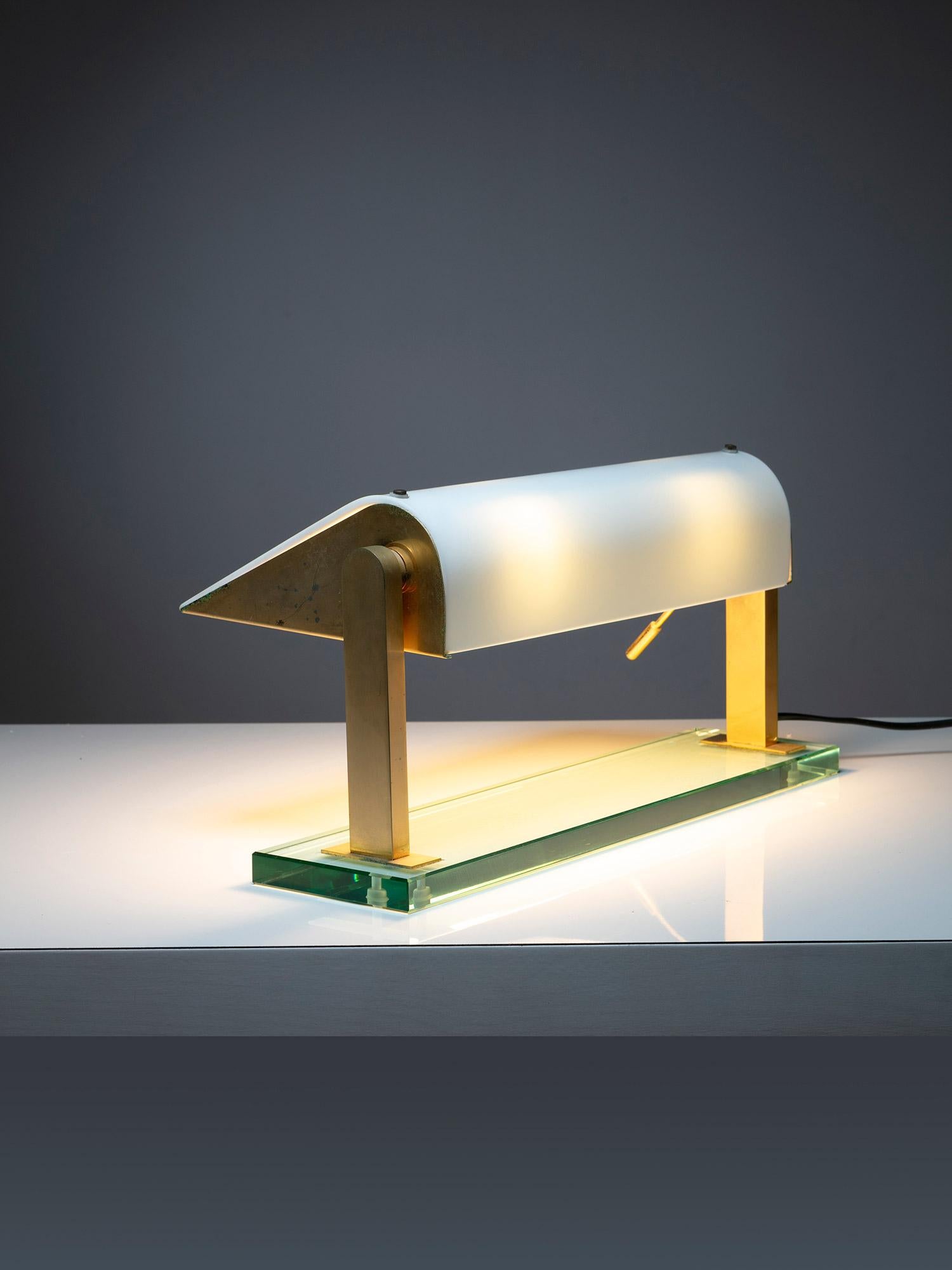 Mid-20th Century Glass Table Lamp Model 0836 by Pietro Chiesa for Fontana Arte, Italy, 1930s For Sale