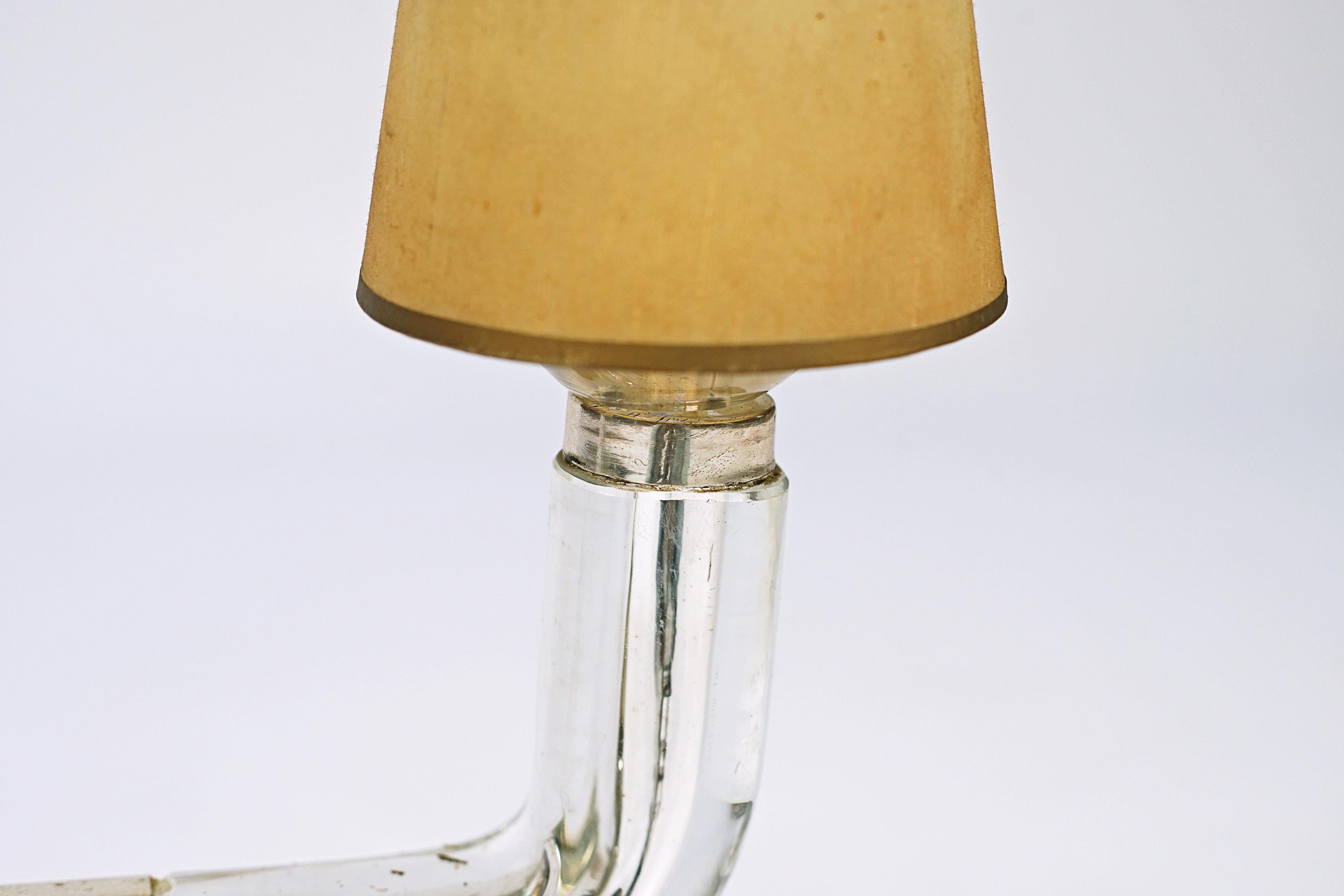 Tischleuchte mit doppeltem Licht, Jacques Adnet zugeschrieben (Art déco) im Angebot