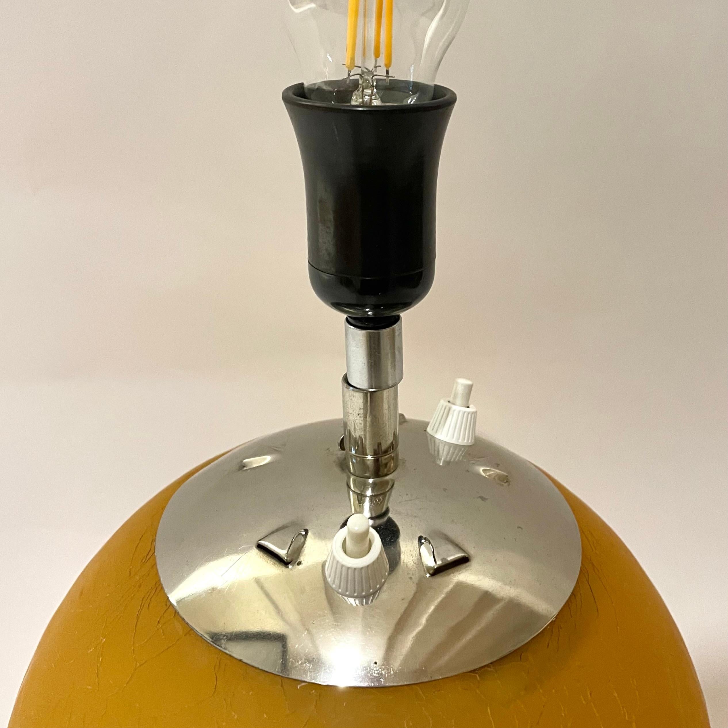 Glass Table Lamp with elegant double lighting. Art Deco, 1930s For Sale 5
