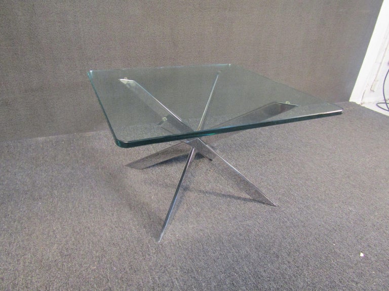 Glass-Topped Chrome Side Table In Good Condition For Sale In Brooklyn, NY