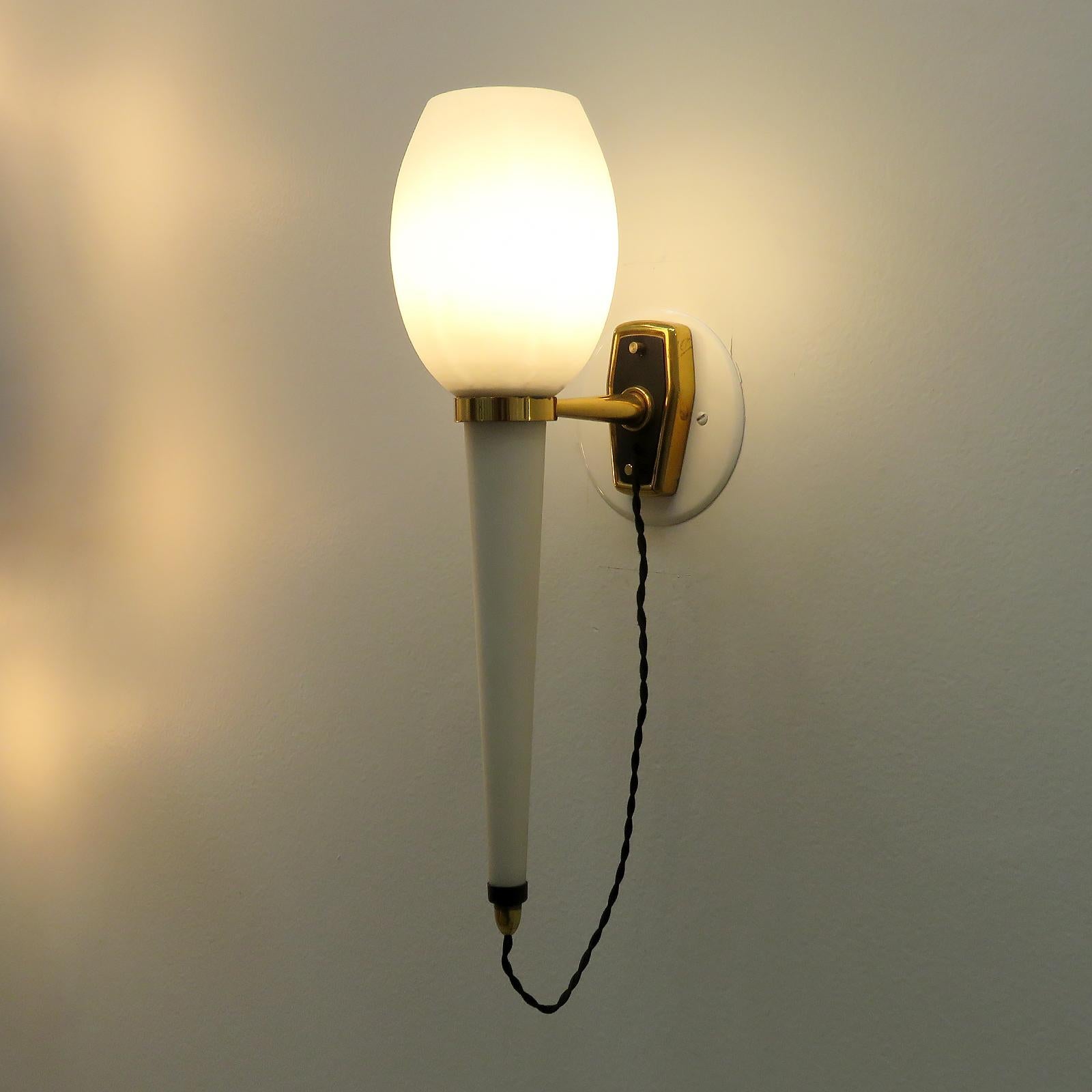 Glass Torch Wall Light by Stilnovo, 1950 For Sale 2