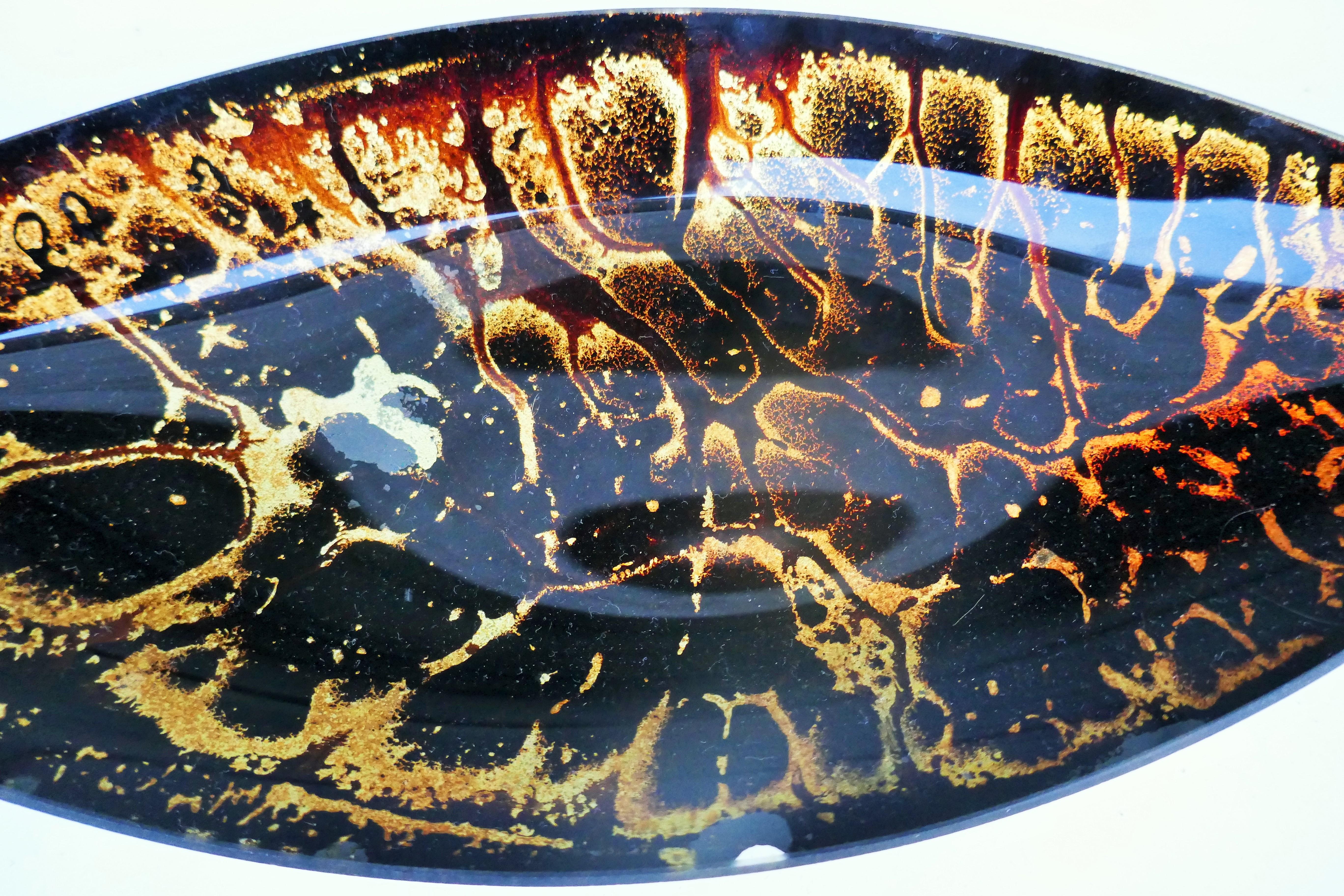Glass tray with possible gold leaf and an abstract design. For Sale 8