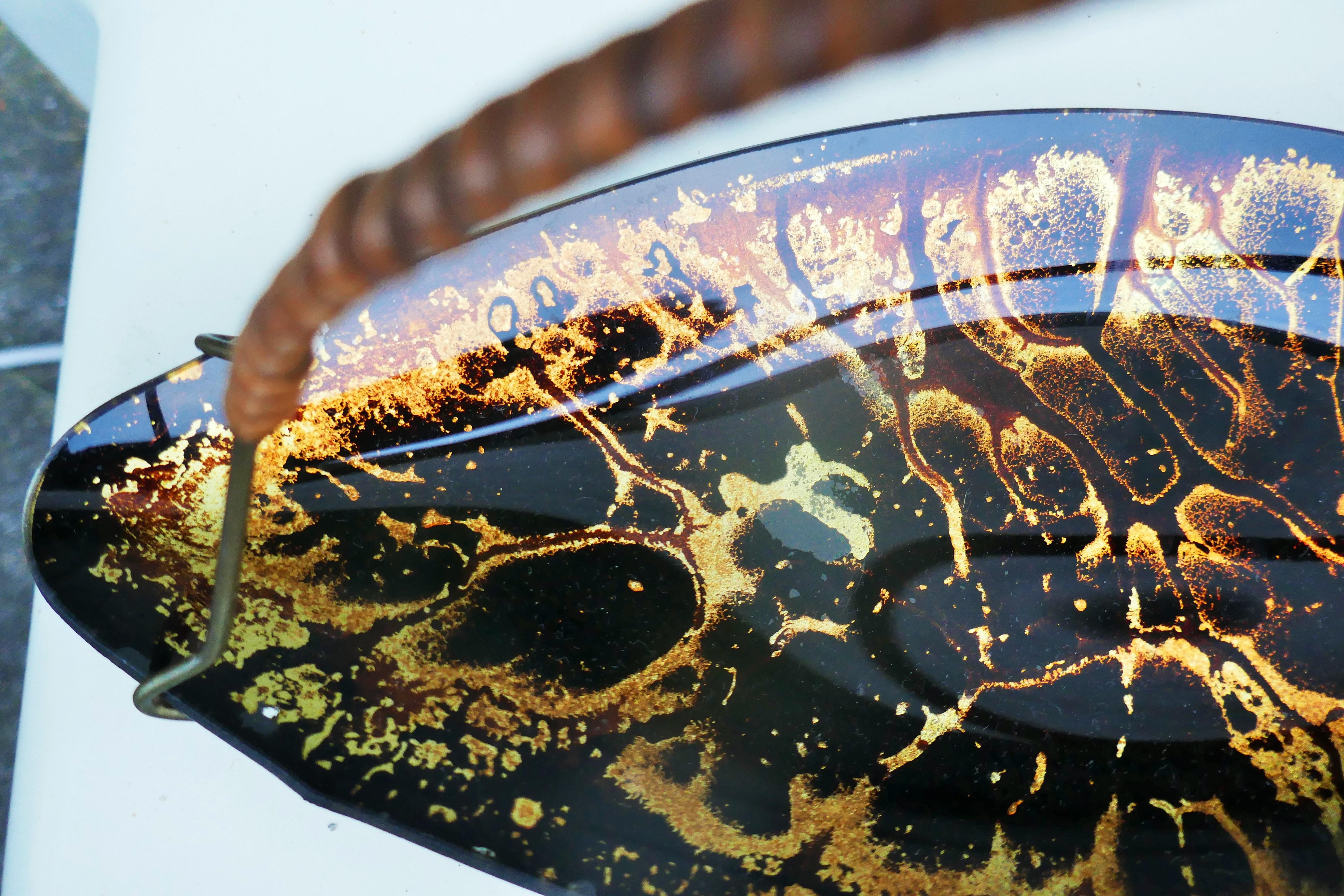 Glass tray with possible gold leaf and an abstract design. For Sale 9