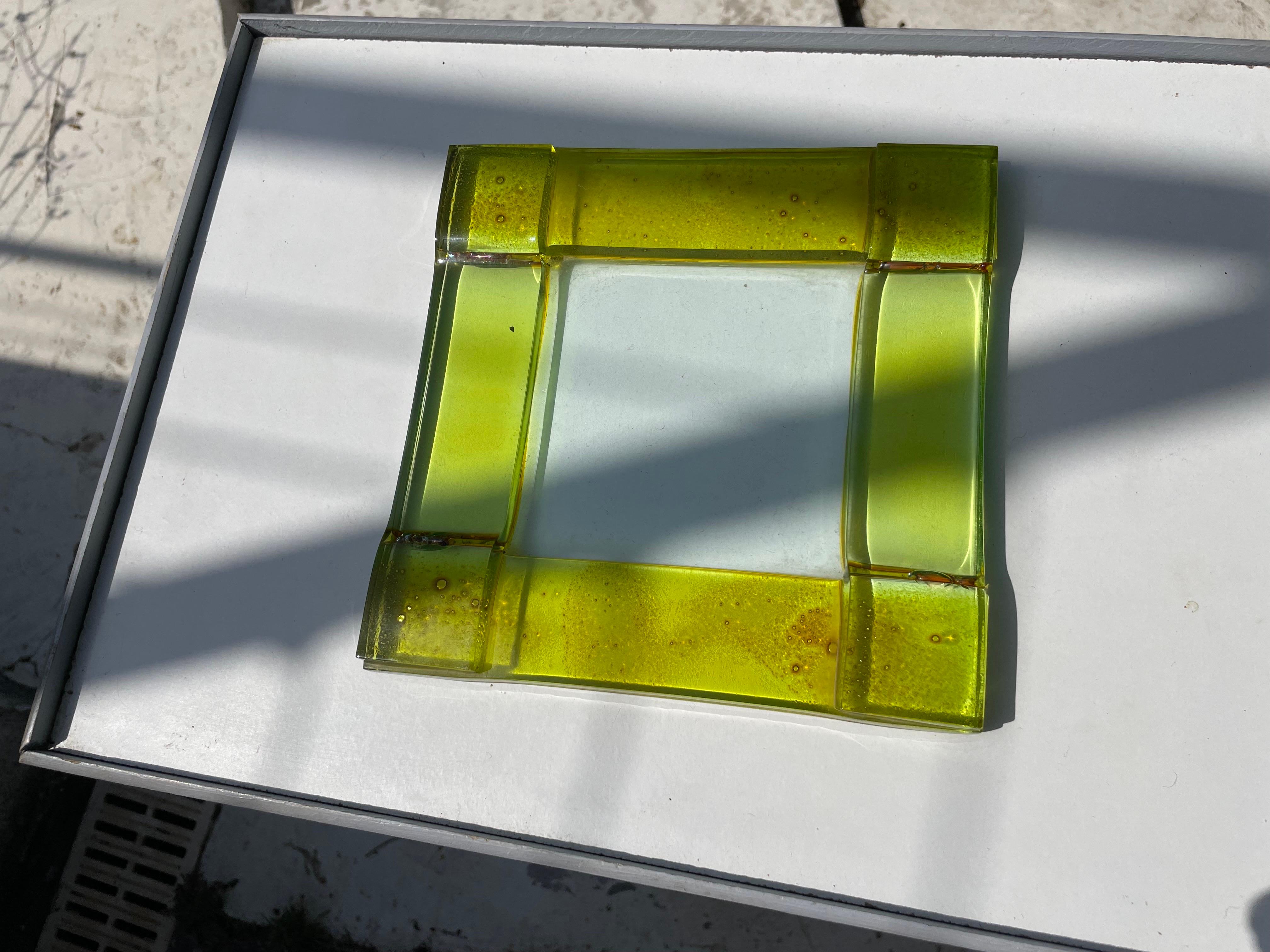 Italian Glass Trivet by Poliarte, Green Color, Made in Italy in the 1960's For Sale