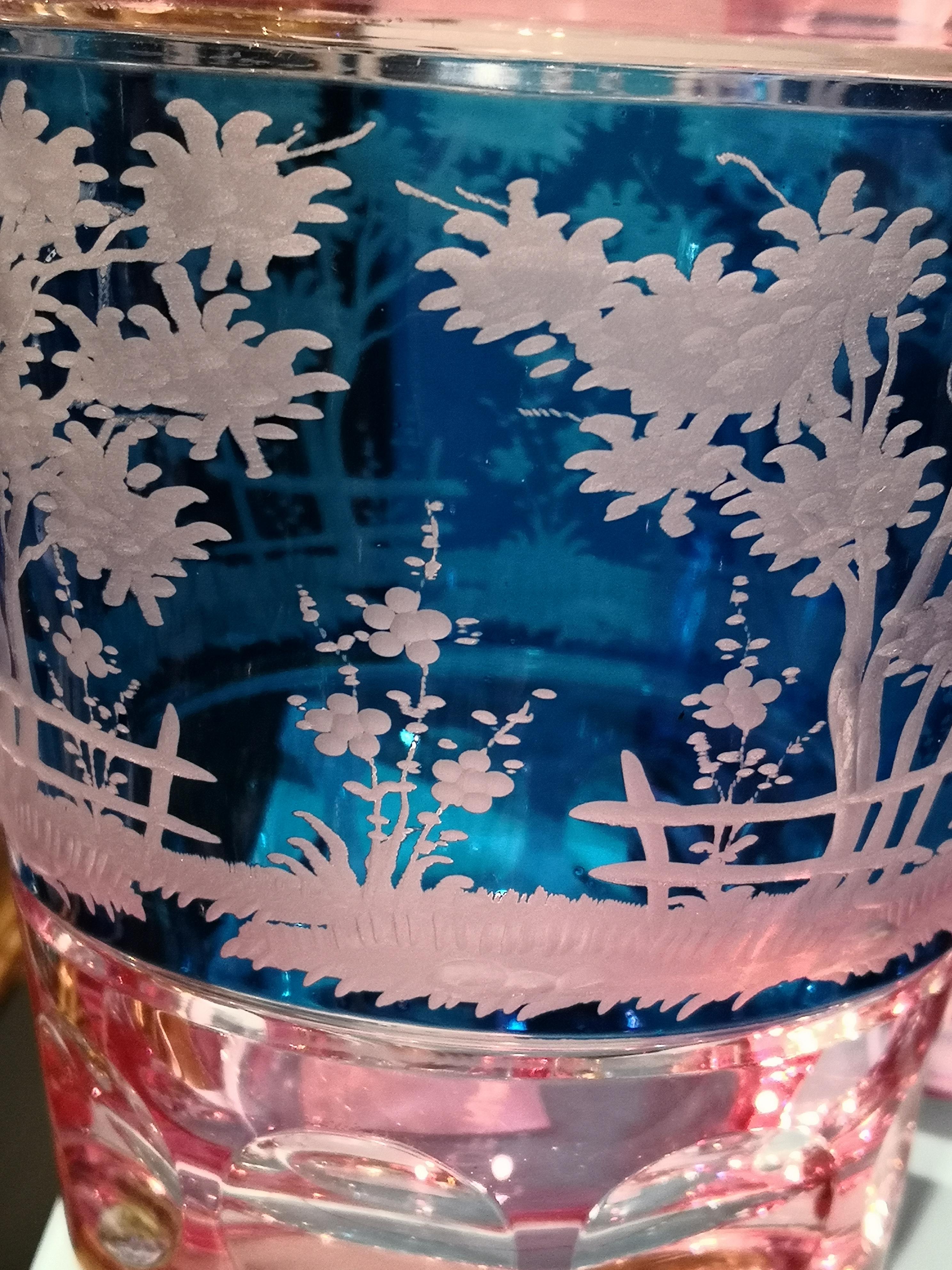 Allemand Vase en verre bleu en cristal avec décor de Pâques Sofina Boutique Kitzbühel en vente
