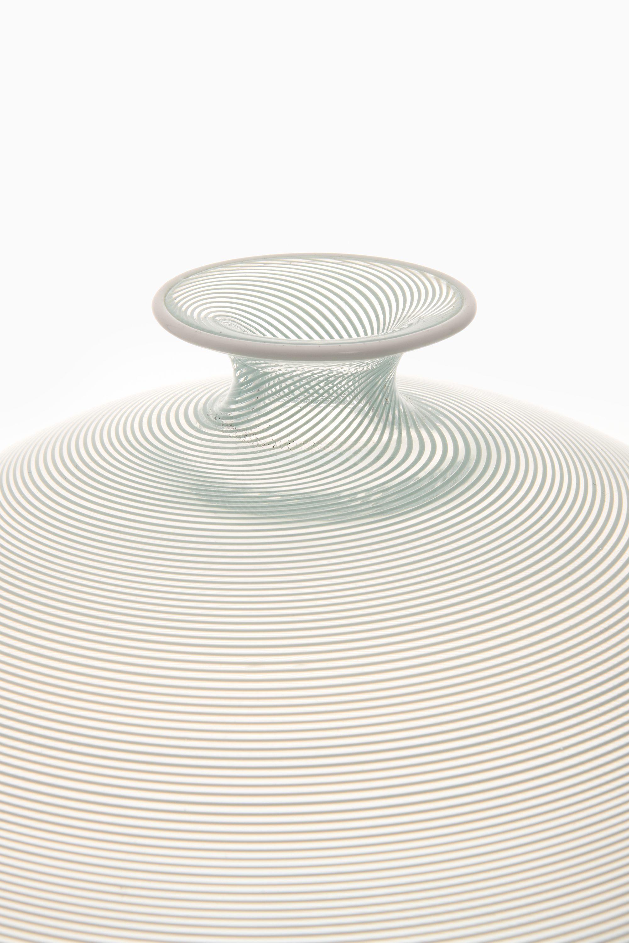 Mid-Century moderno Vaso in vetro di Barovier&Toso di Murano in vendita