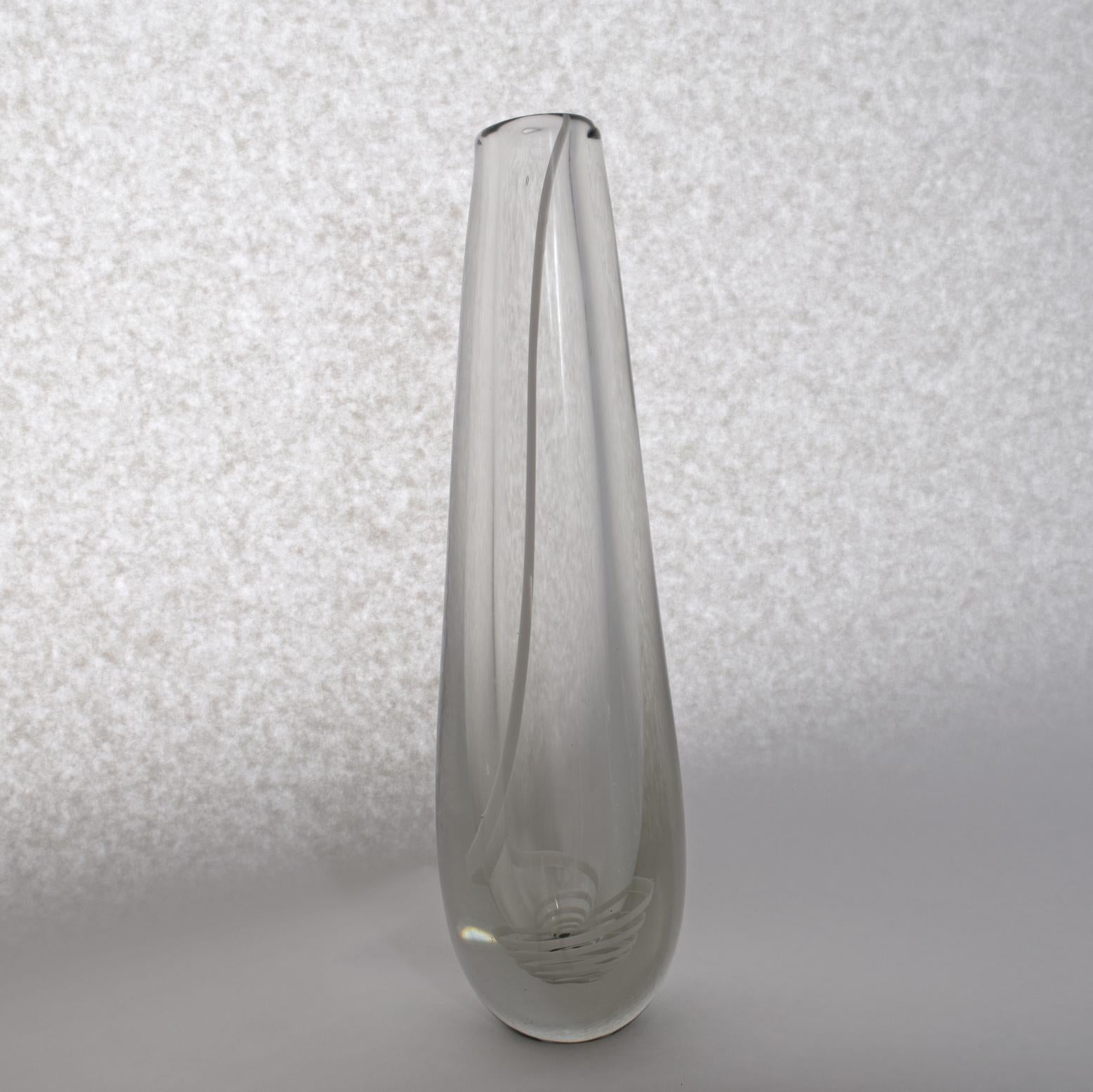 Glasvase aus Glas von Gunnel Nyman „Serpentini“  Nuutjarvi-Nottsj im Angebot 1