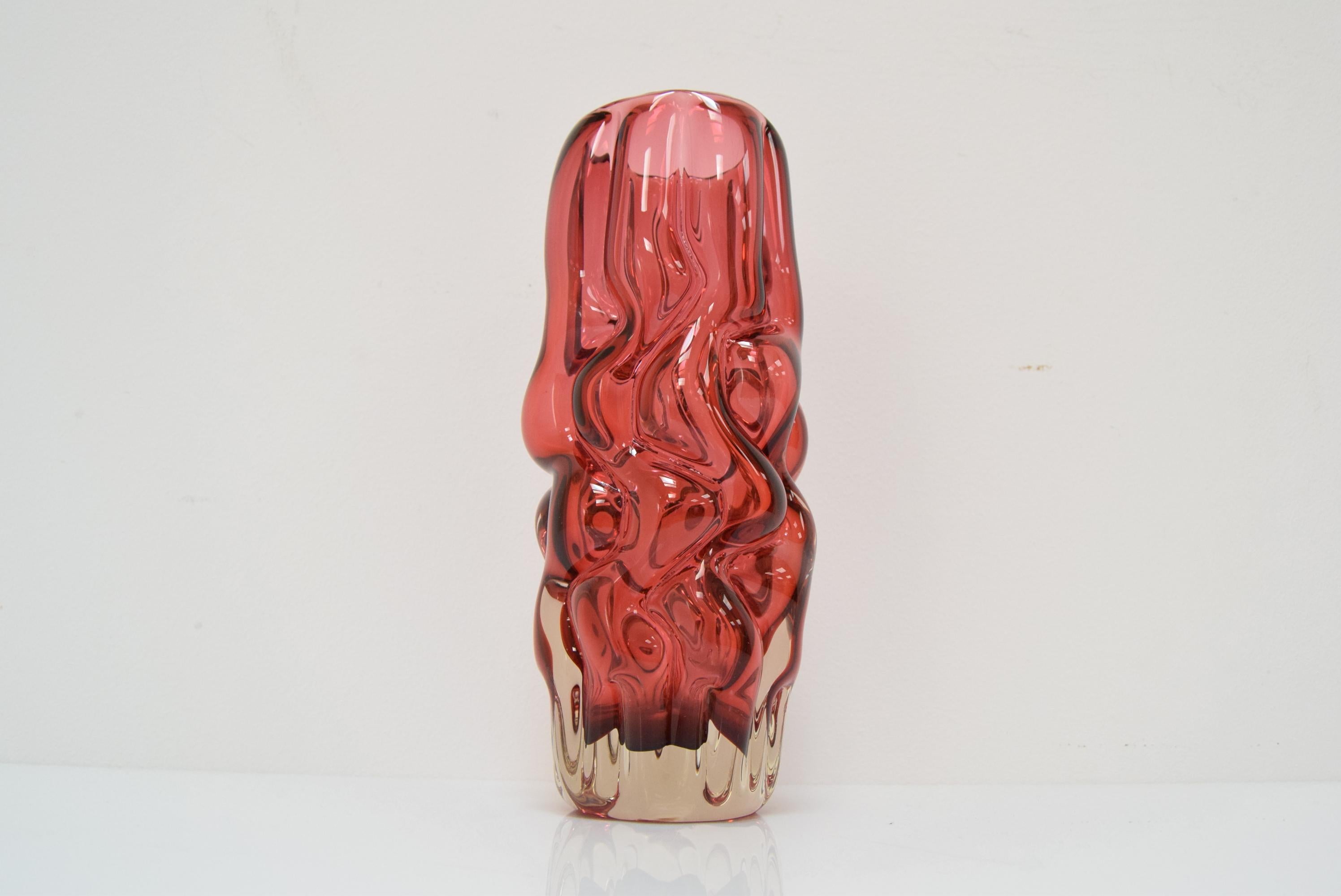 Glass Vase by Pavel Hlava for Crystalex Nový Bor, 1970s For Sale 5