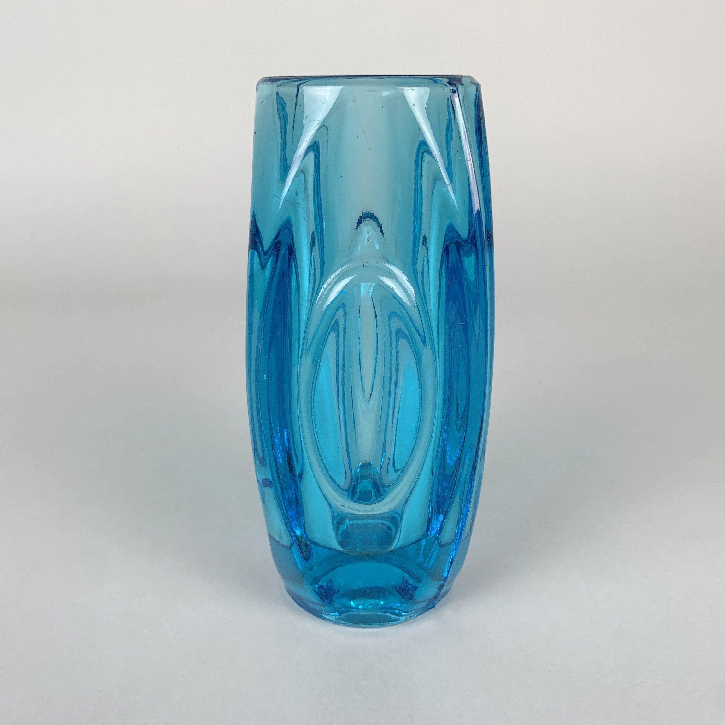 Mid-Century Modern Glass Vase by Rudolf Shrotter for Sklo Union, 1950s For Sale