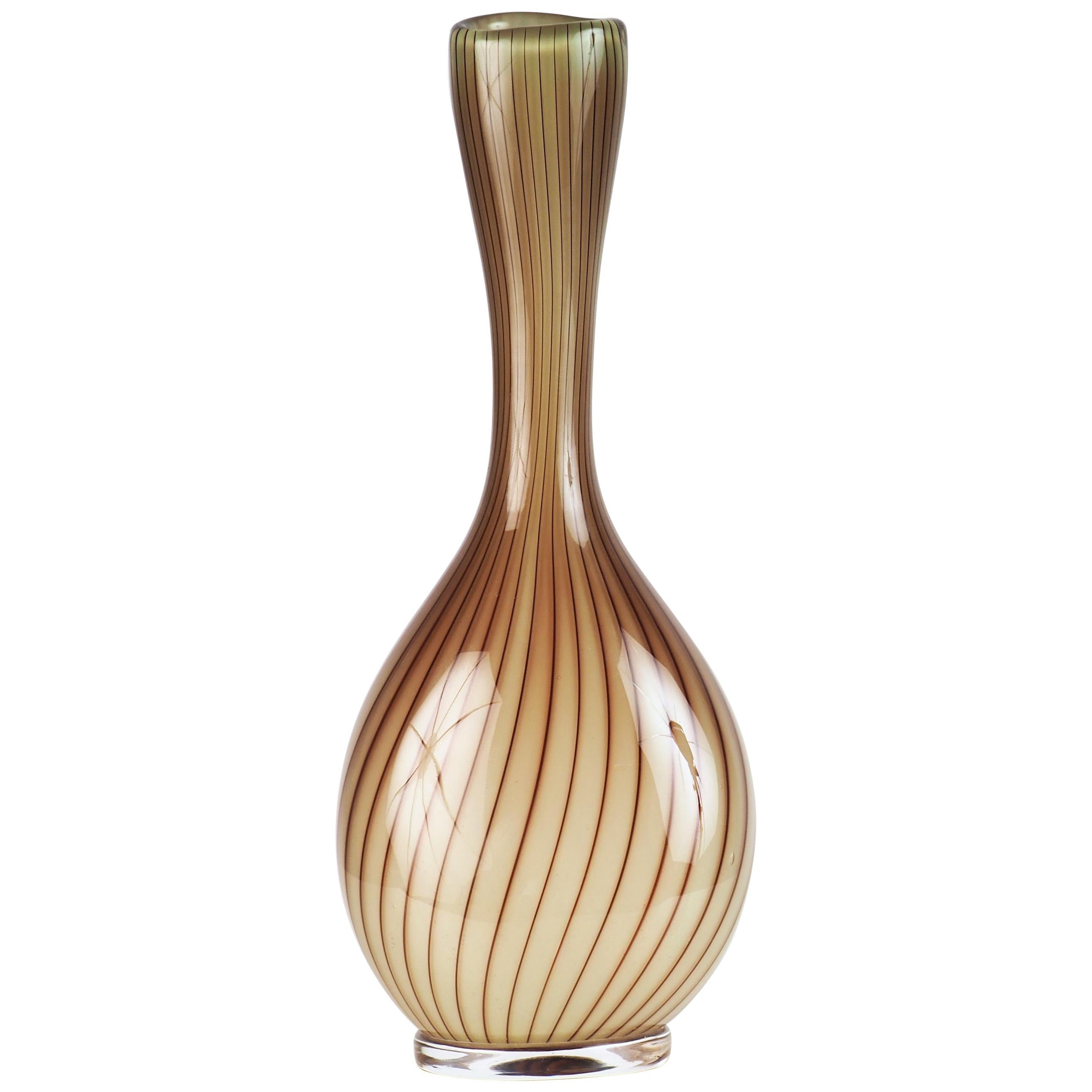 Glass Vase Colora by Vicke Lindstrand for Kosta Glasbruk For Sale