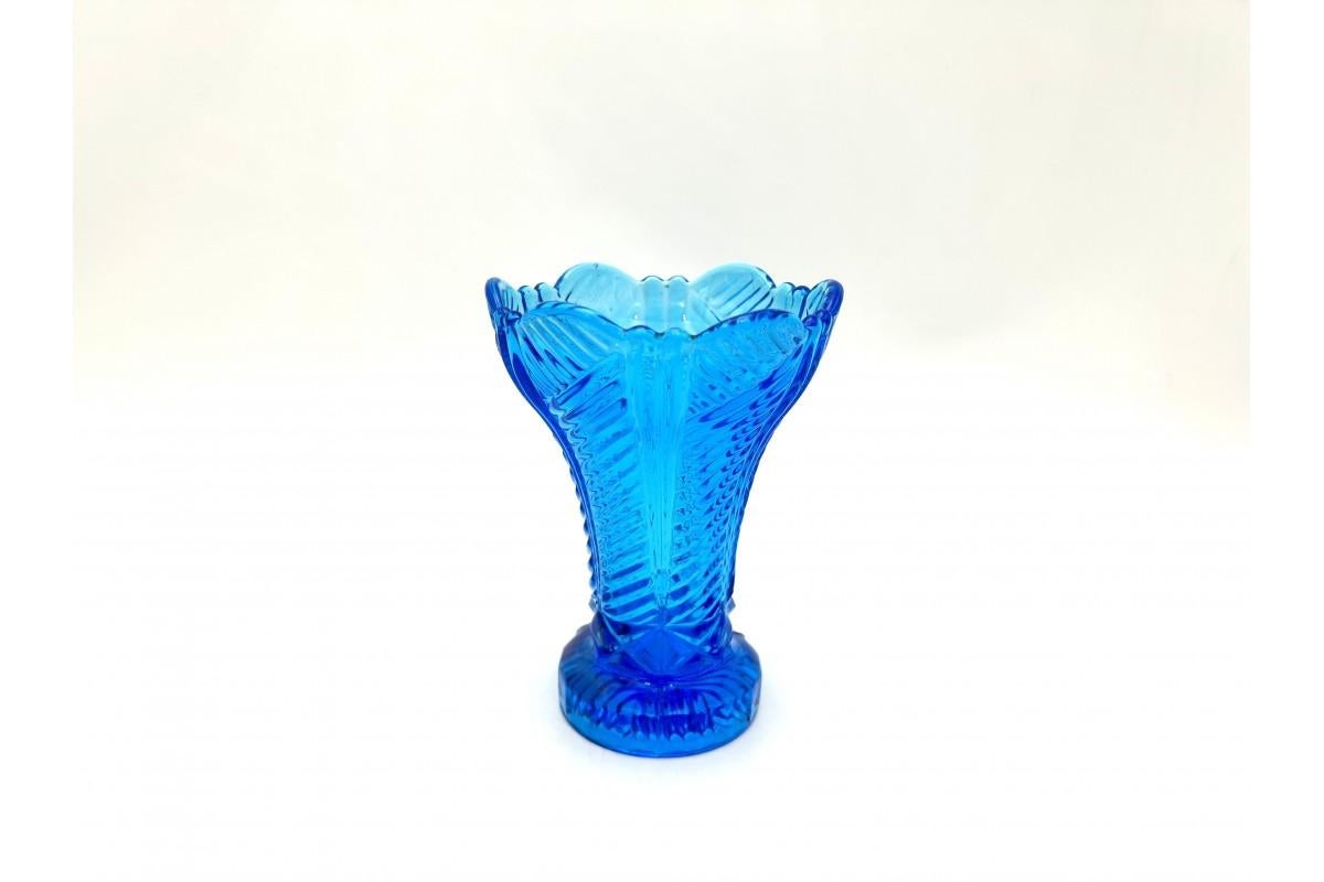 Glass vase model no. 2307, blue

Produced by HSG 