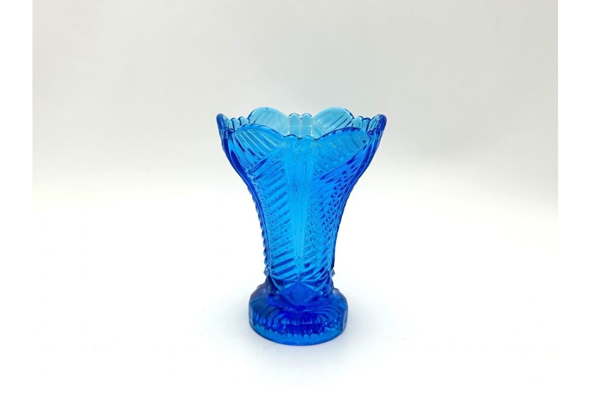 Polish Glass vase for lilies of the valley, Ząbkowice, Poland, 1960s. For Sale