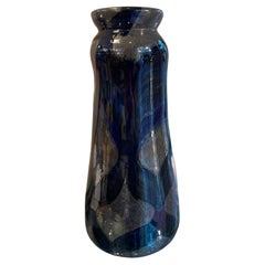 Vase aus Glasglas von Biot, signiert Novaro und datiert am Boden der Vase 1977