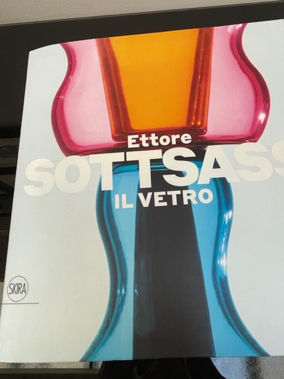 Glass vase from Ettore Sottsass For Sale 10