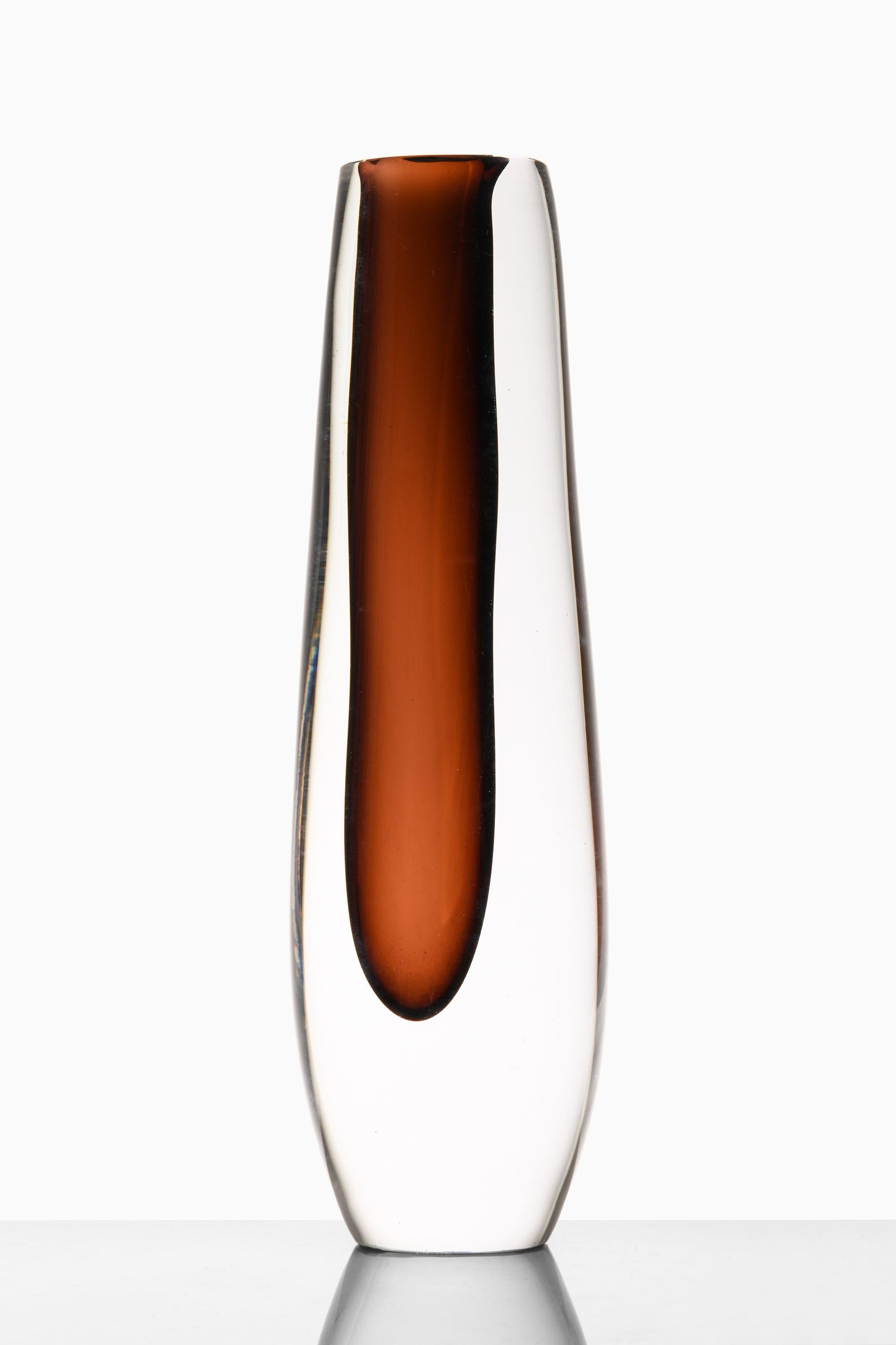 Swedish Glass Vase in Dark Brown by Vicke Lindstrand, 1960's For Sale