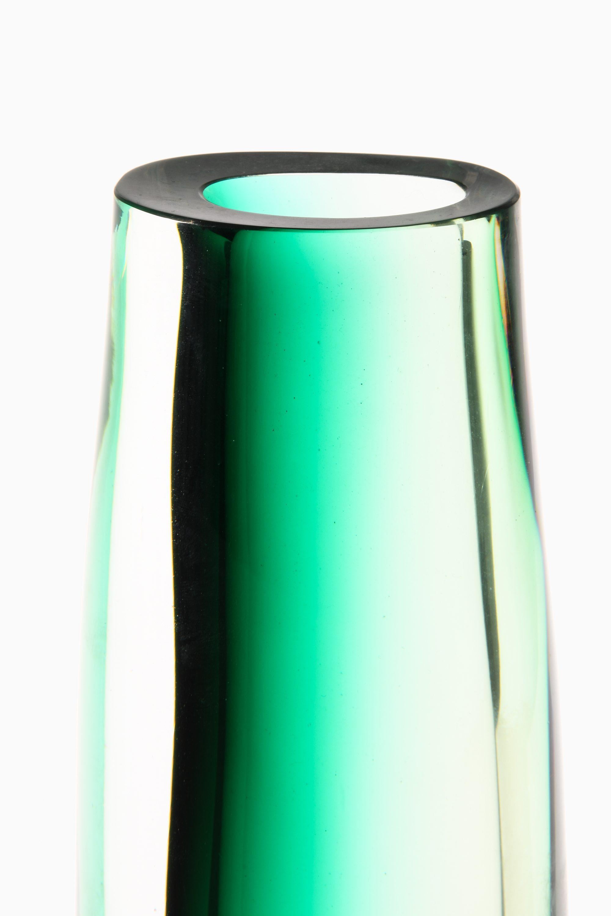 Scandinavian Modern Glass Vase in Green by Vicke Lindstrand, 1960's For Sale
