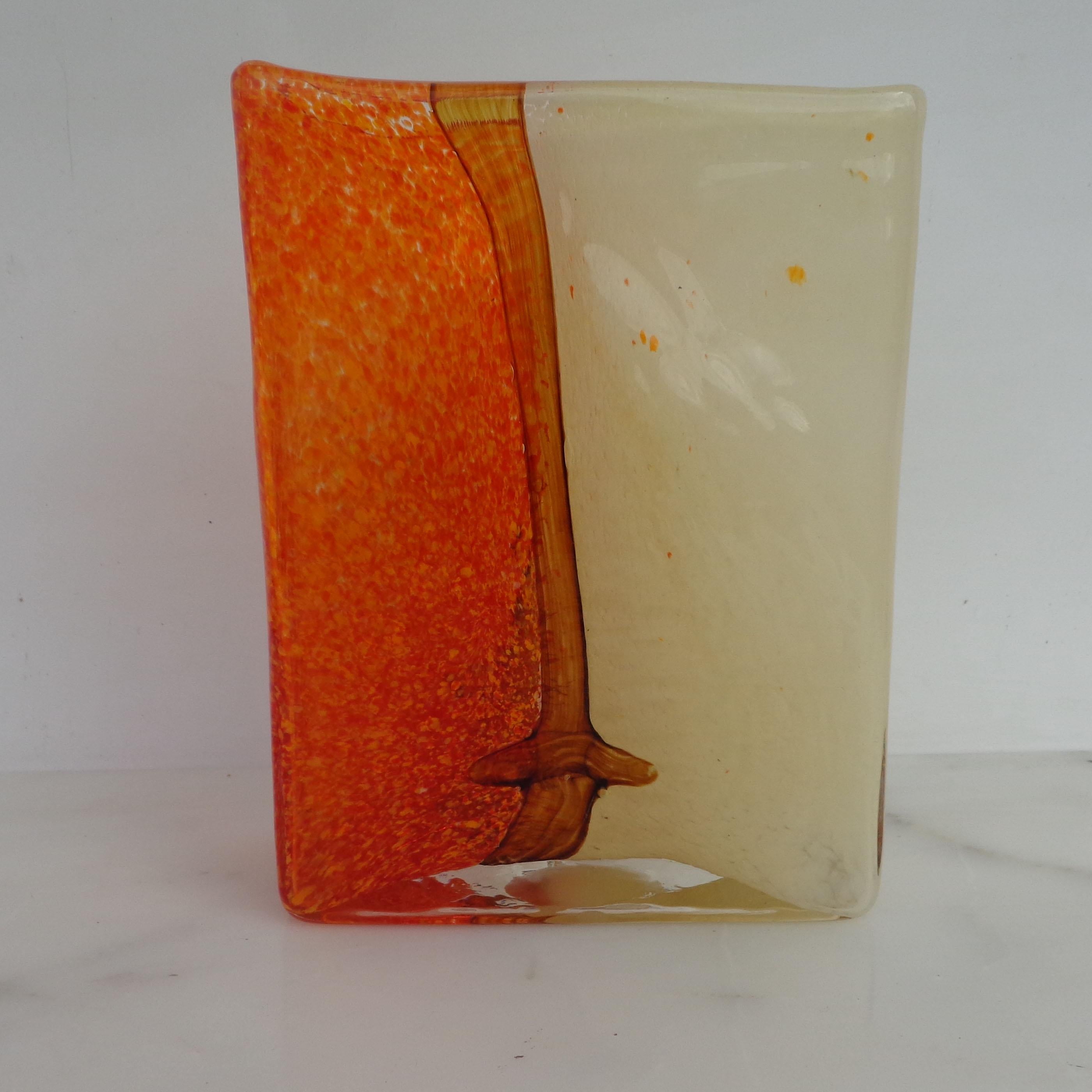 Modern Glass Vase in the Style of Toni Zuccheri For Sale