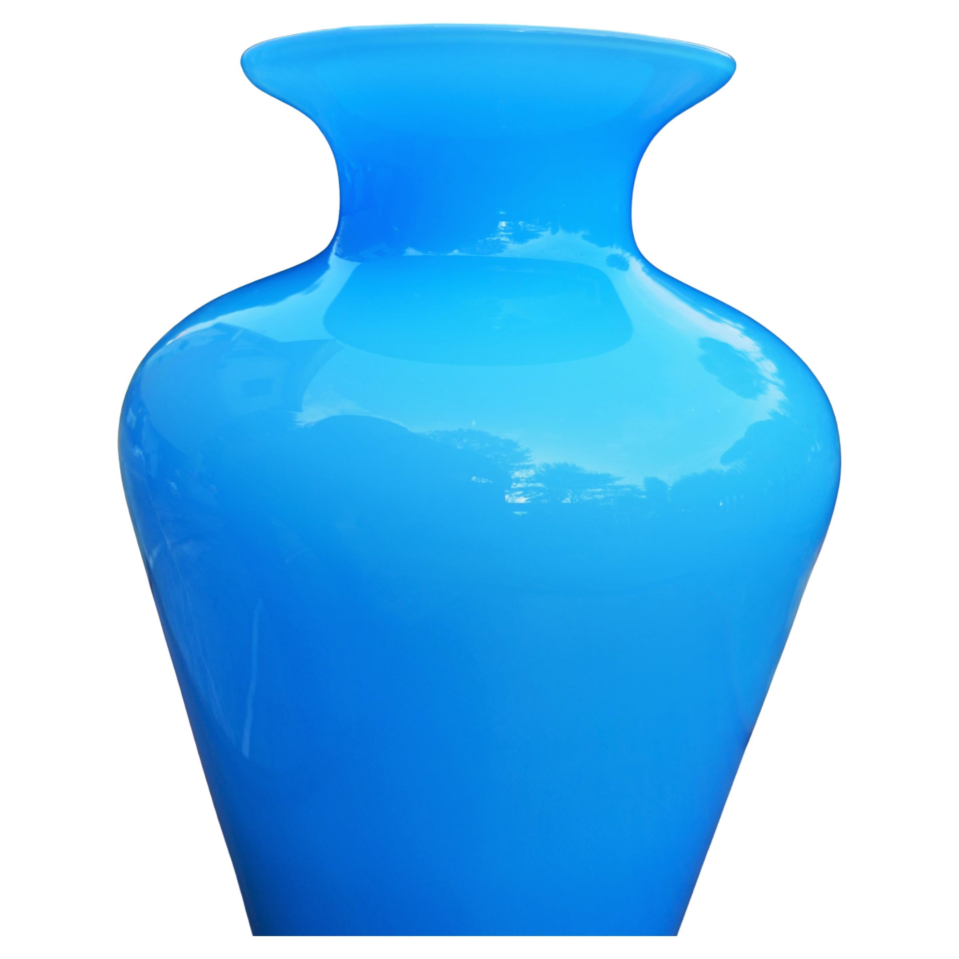 Vetro di Murano Glass vase in the style of Venini, Seguso, Vistosi in vendita