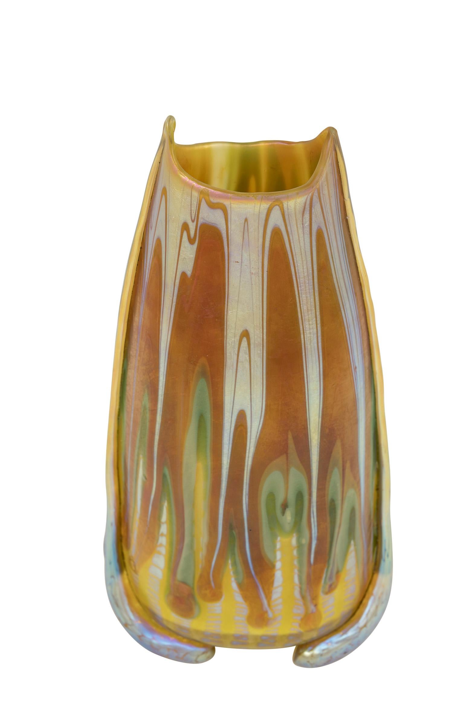 Glass Vase Loetz Franz Hofstötter, circa 1901 In Good Condition For Sale In Klosterneuburg, AT