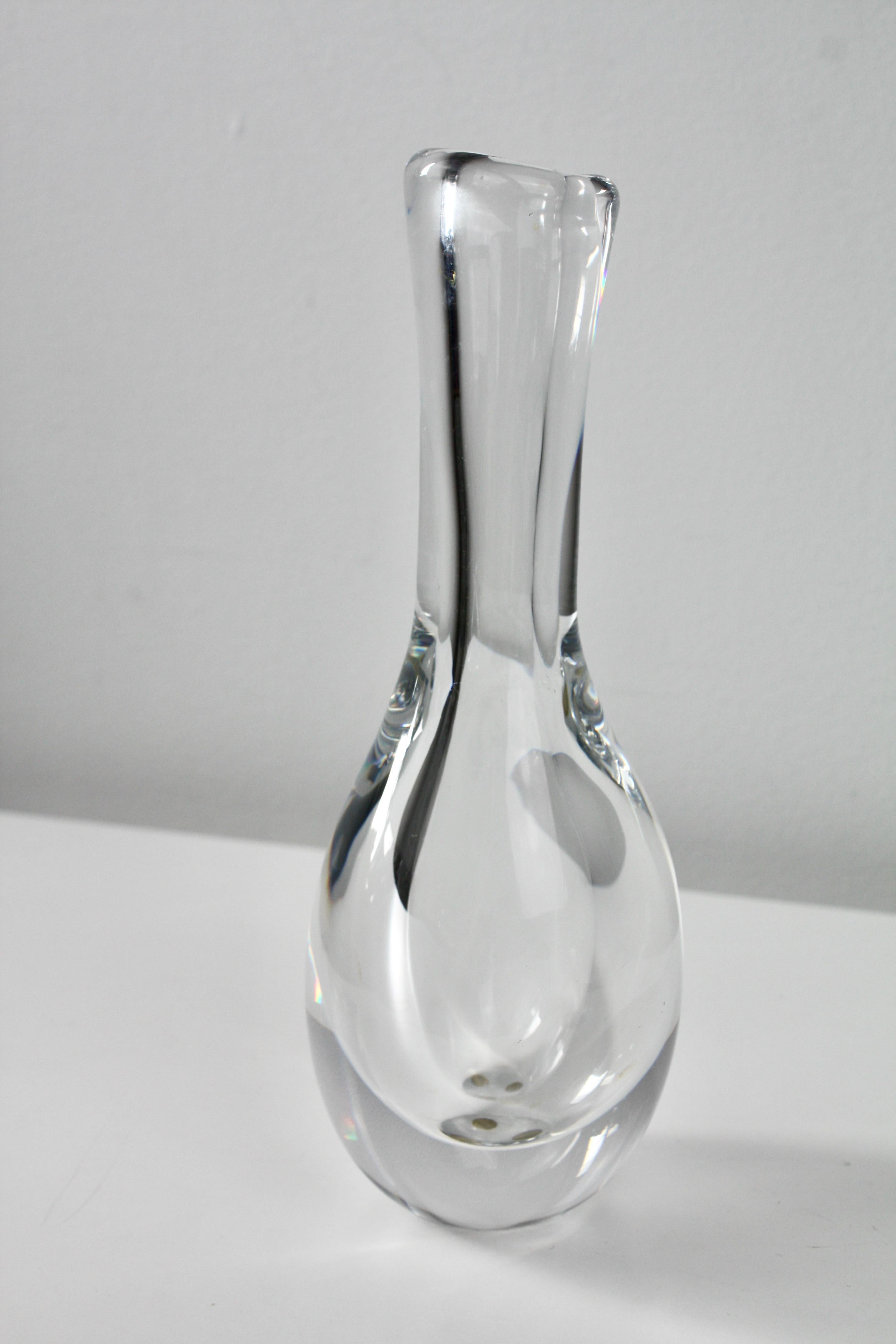 Minimalismo Vaso in vetro 'Raindrop' di Göran Wärff per Kosta Boda, anni '80 in vendita