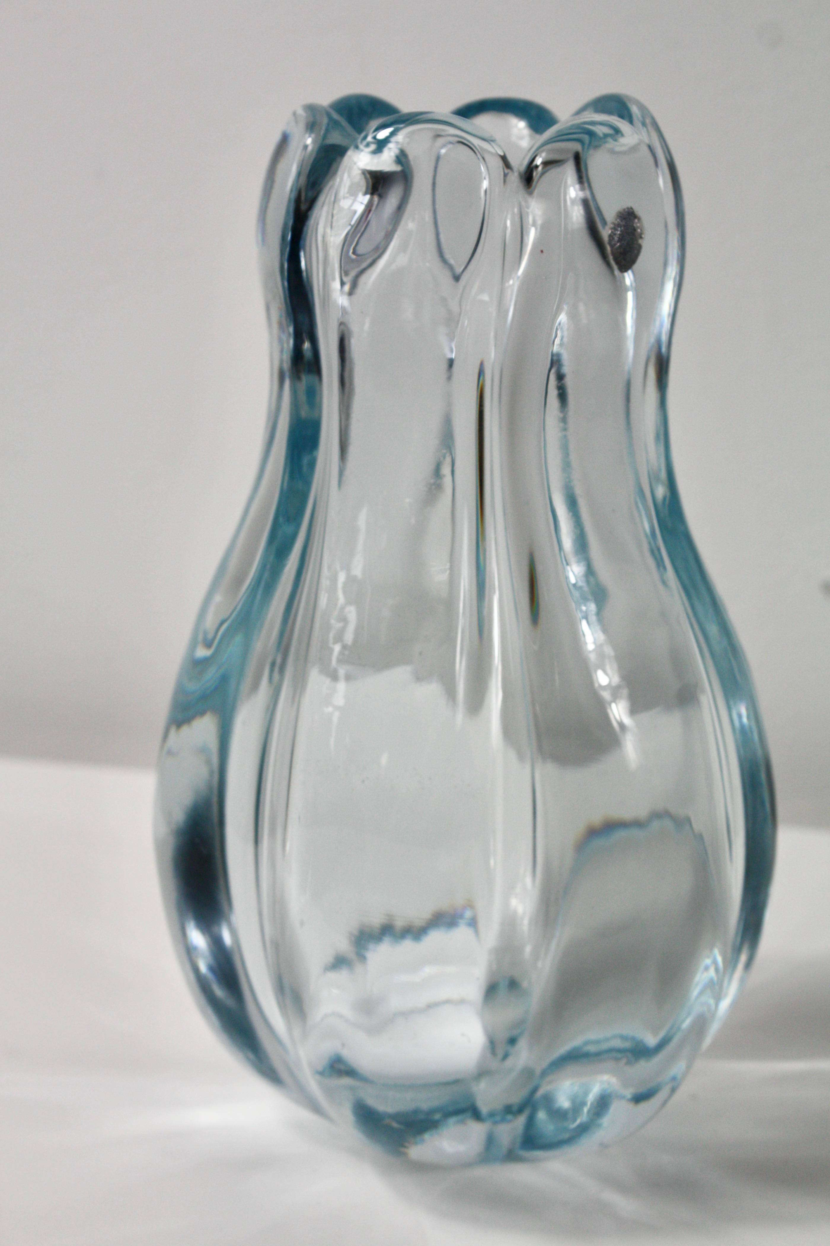 Precioso jarrón de cristal soplado a mano 