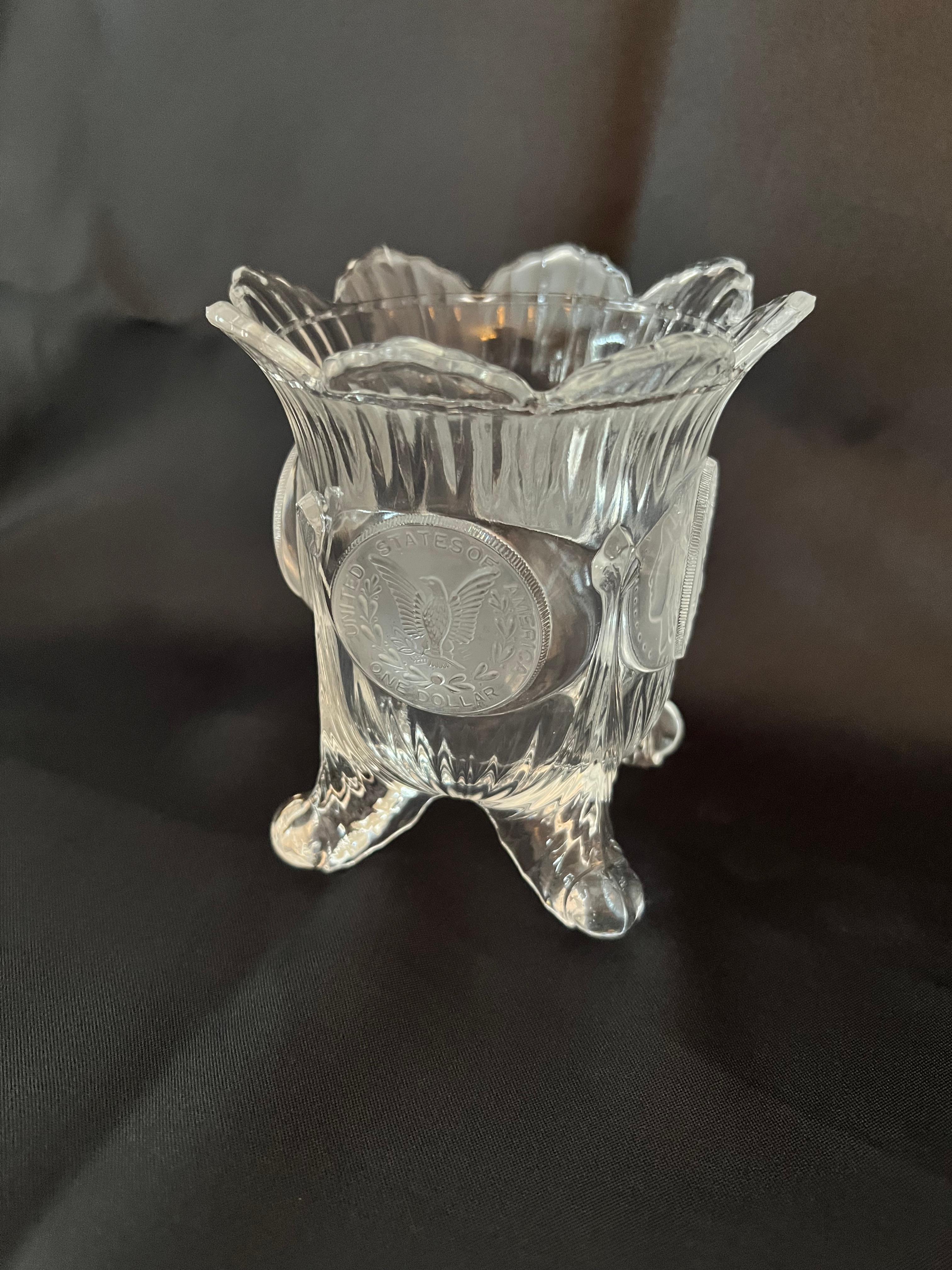 Glass Vase with Four Legs, Scalloped Top and Frosted Medallions In Good Condition For Sale In Los Angeles, CA