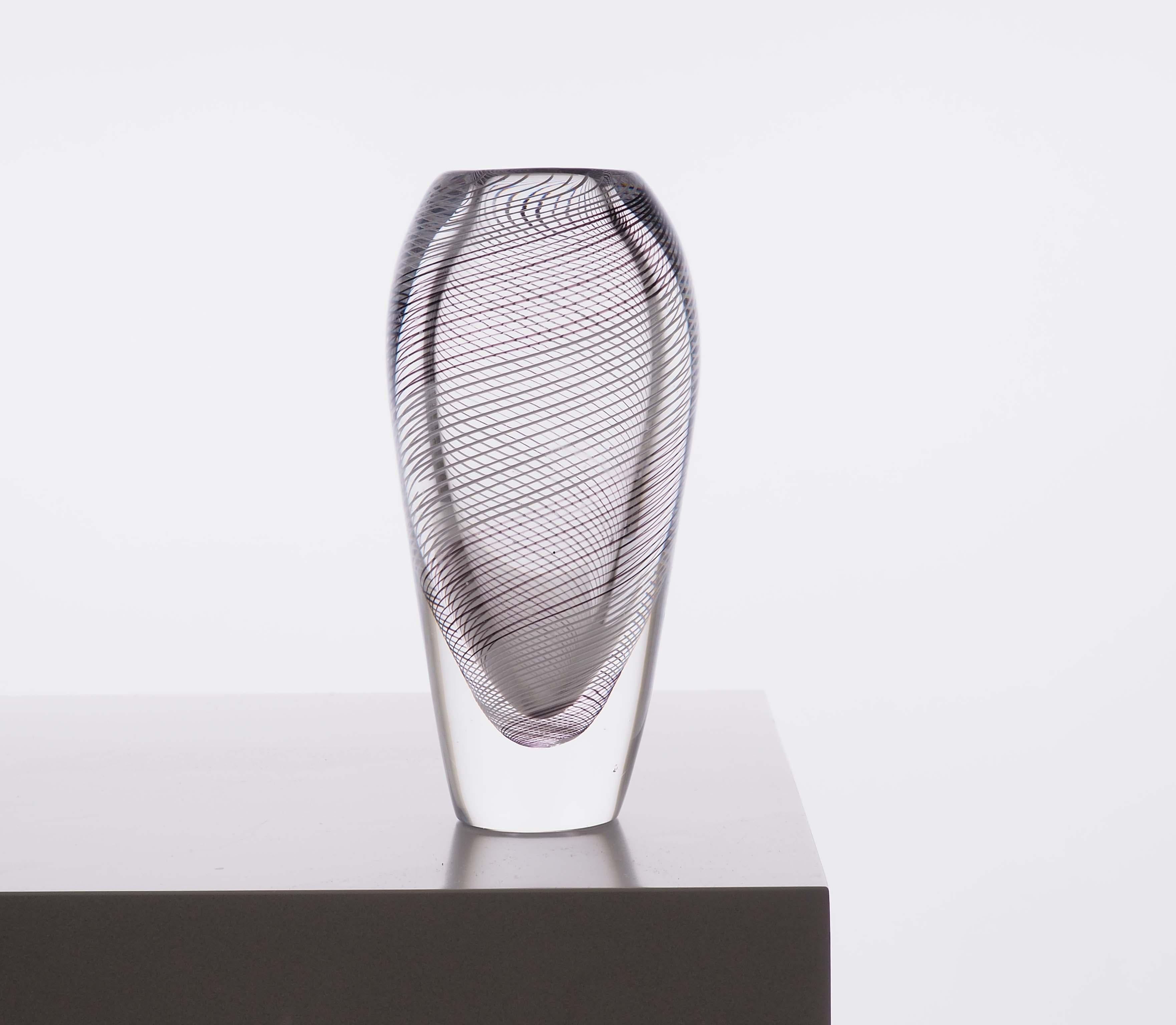 Scandinavian Modern Glass Vase with Spiral Pattern by Vicke Lindstrand for Kosta, Sweden