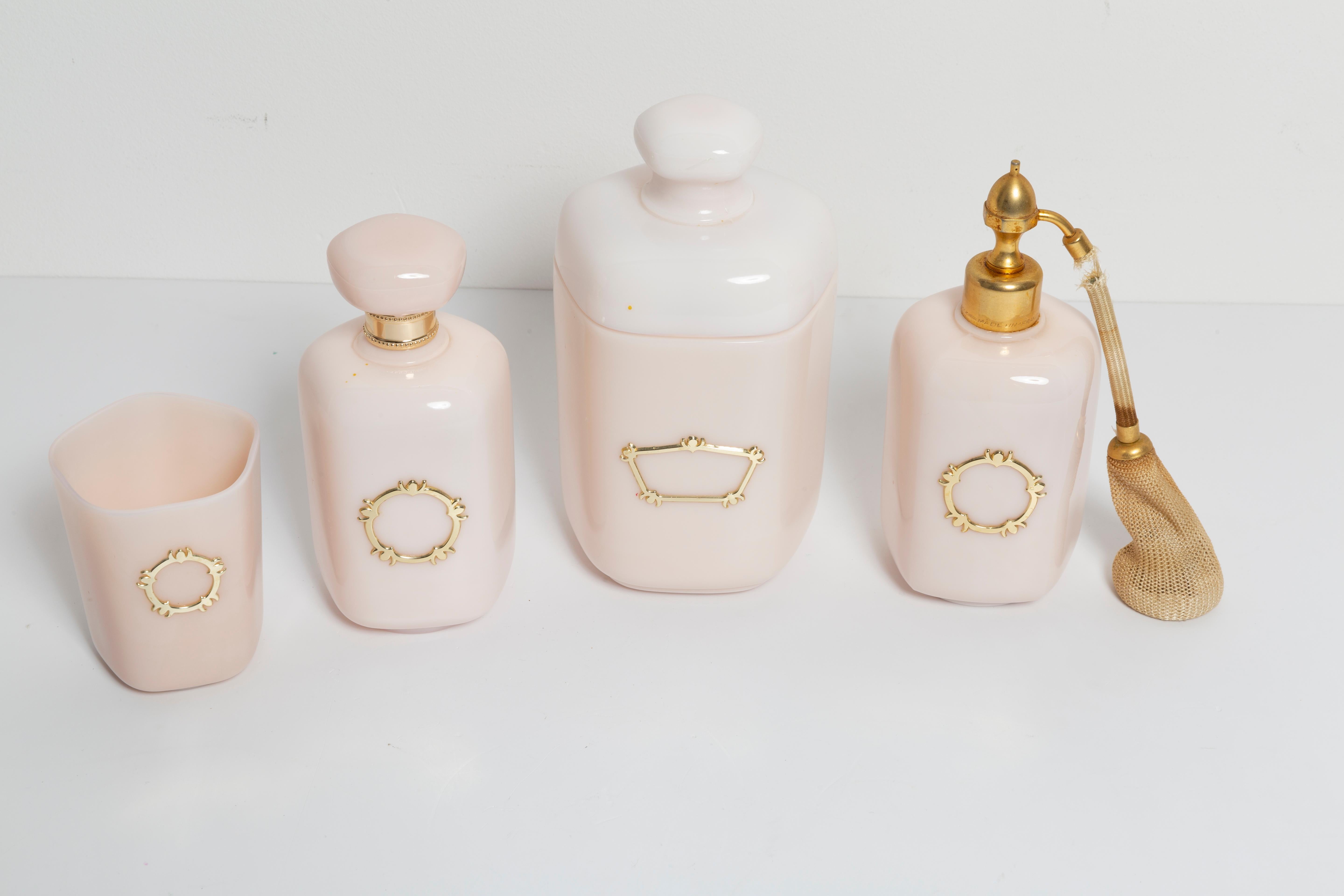 French Glass Vintage Pink Bathroom Set, France, 1960s For Sale