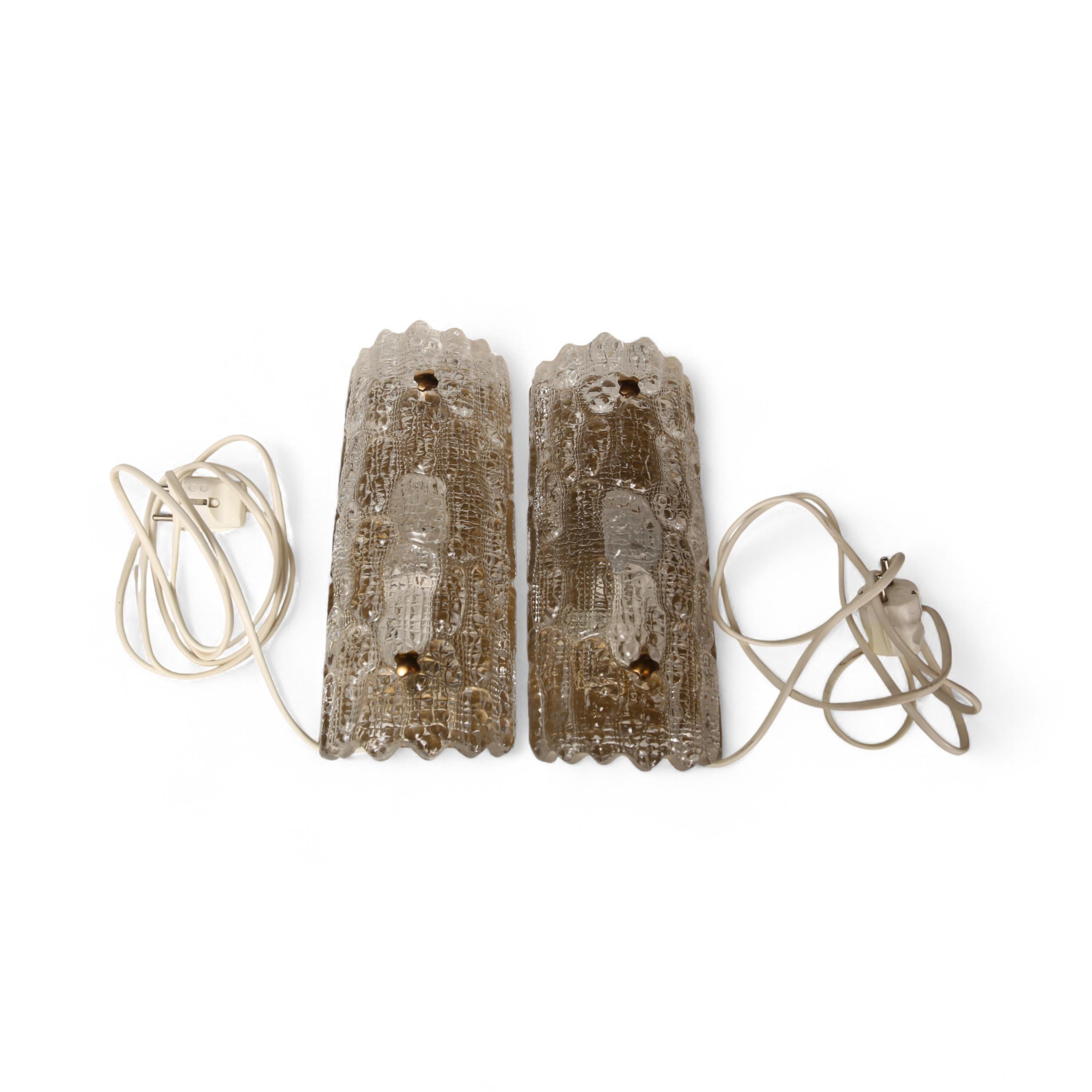 Glass Wall Lamp by Carl Fagerlund for Orrefors Sweden  1960s set of 2 In Good Condition For Sale In Paris, FR