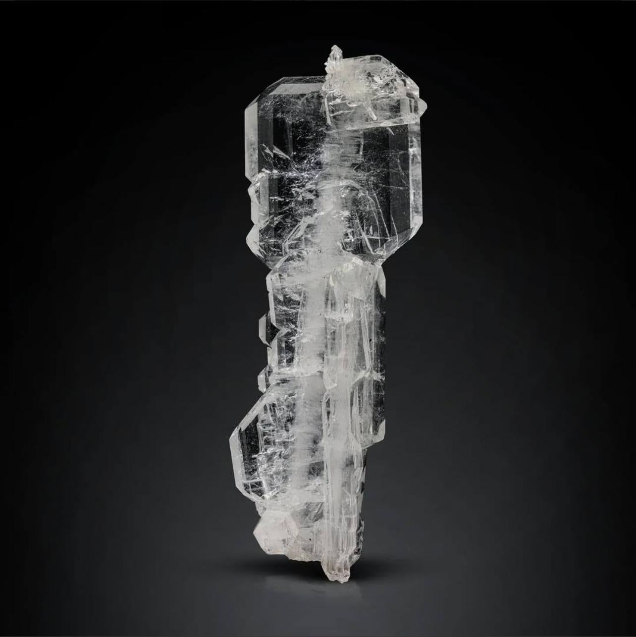 American Classical Glassy Cluster Of Pointed Terminated Faden Quartz Crystal From Pakistan For Sale