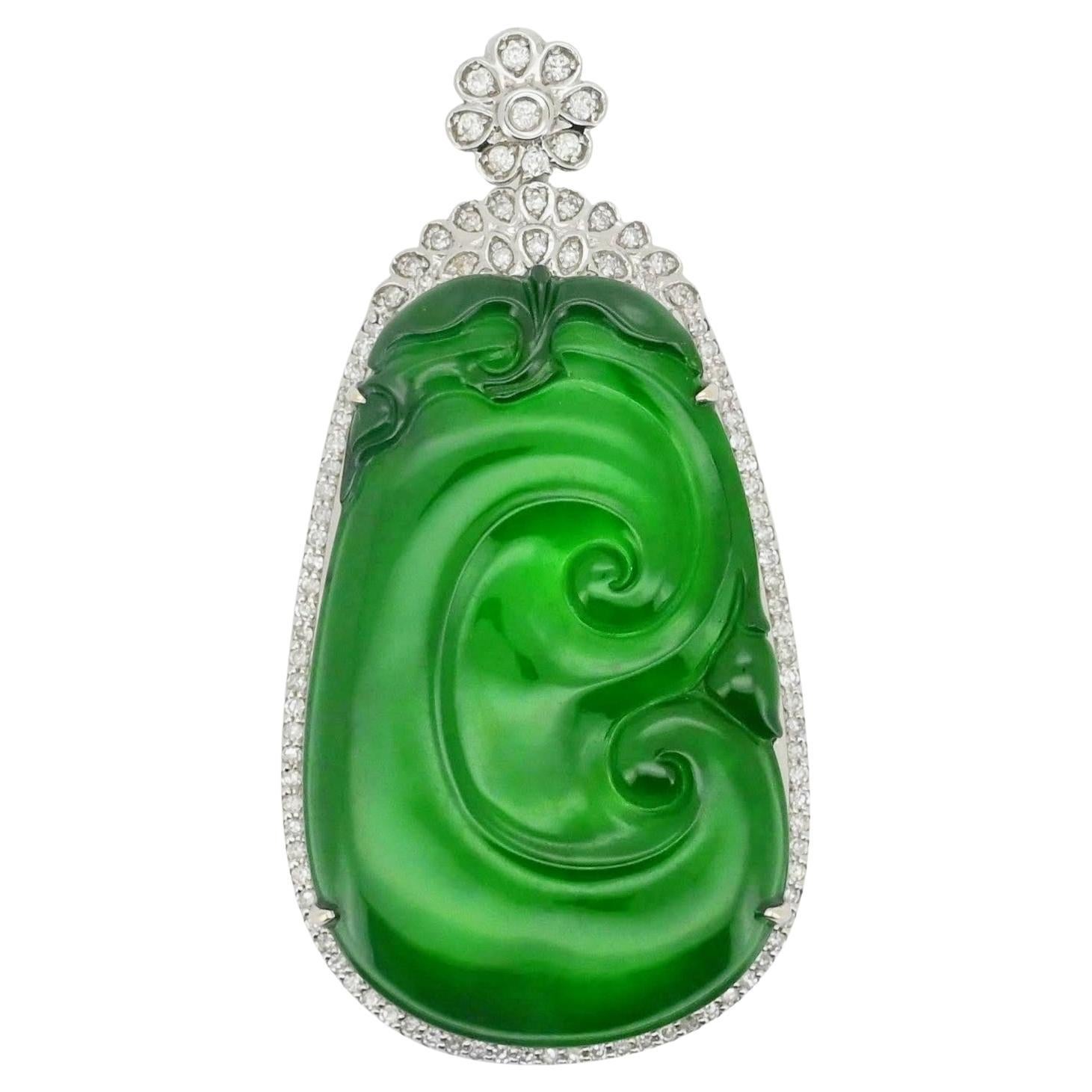 Pendentif Ruyi en jade vert et émeraude, certifié GIA Cui Fei en vente