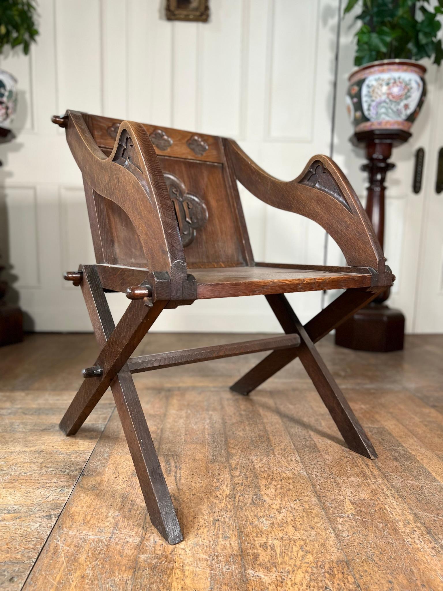 Glastonbury Chair In Good Condition For Sale In Warrington, GB