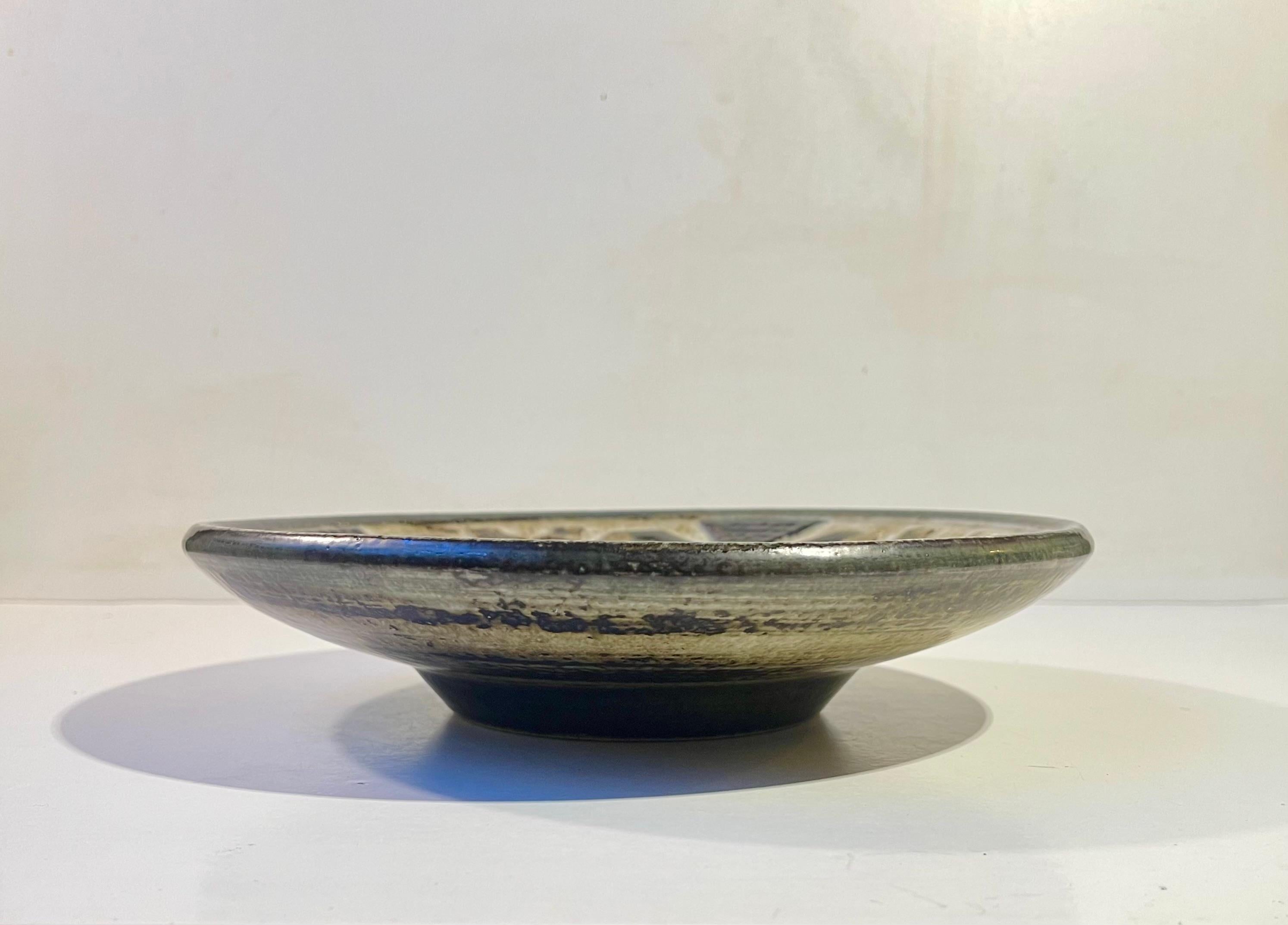 Mid-Century Modern Glazed Abstract Royal Copenhagen Stoneware Dish by Jørgen Mogensen, 1960s For Sale