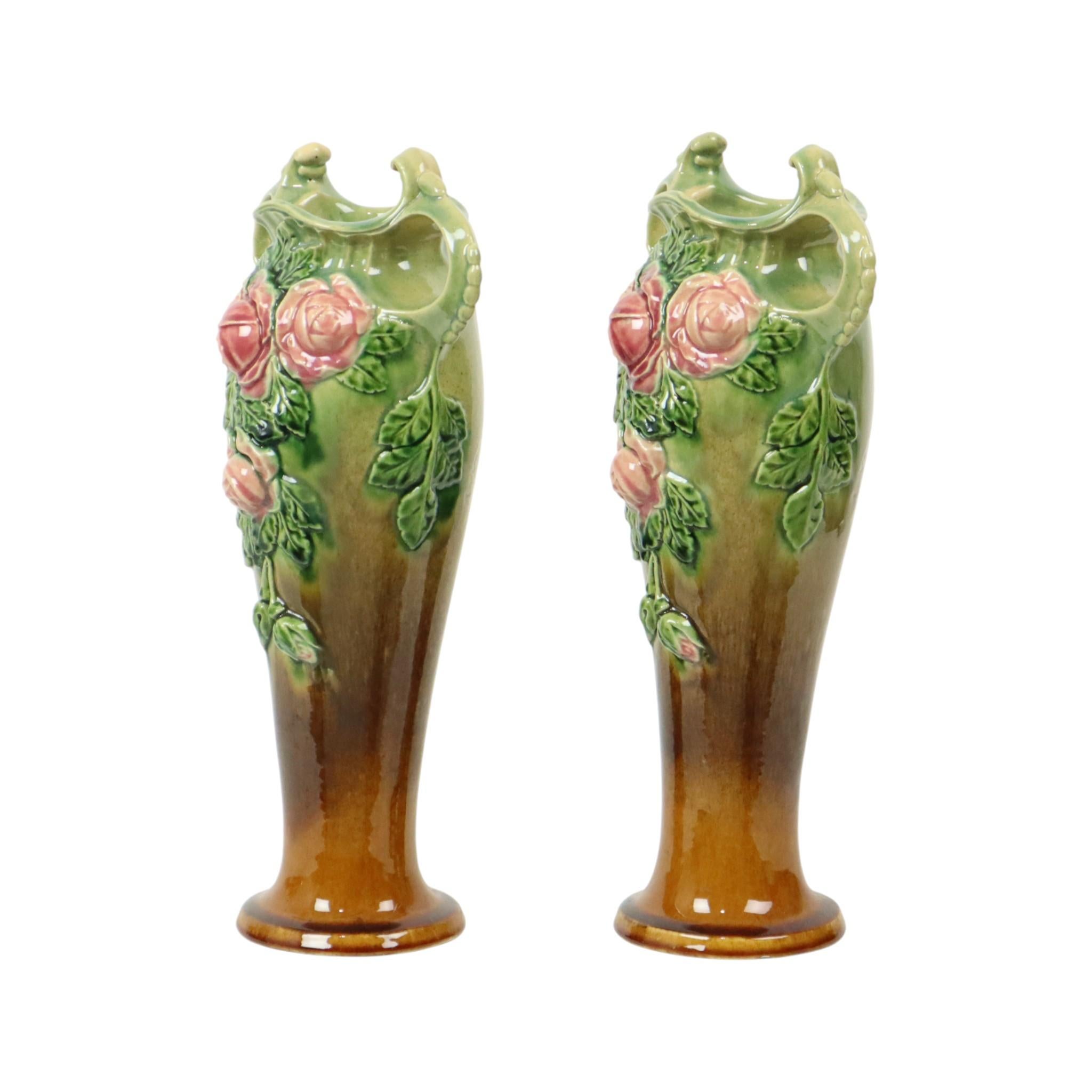 Vasi in maiolica Art Nouveau smaltata Rose HTB 37cm 3