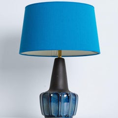 Lampe Soholm bleue émaillée avec abat-jour en soie neuve sur mesure René Houben, 1960s